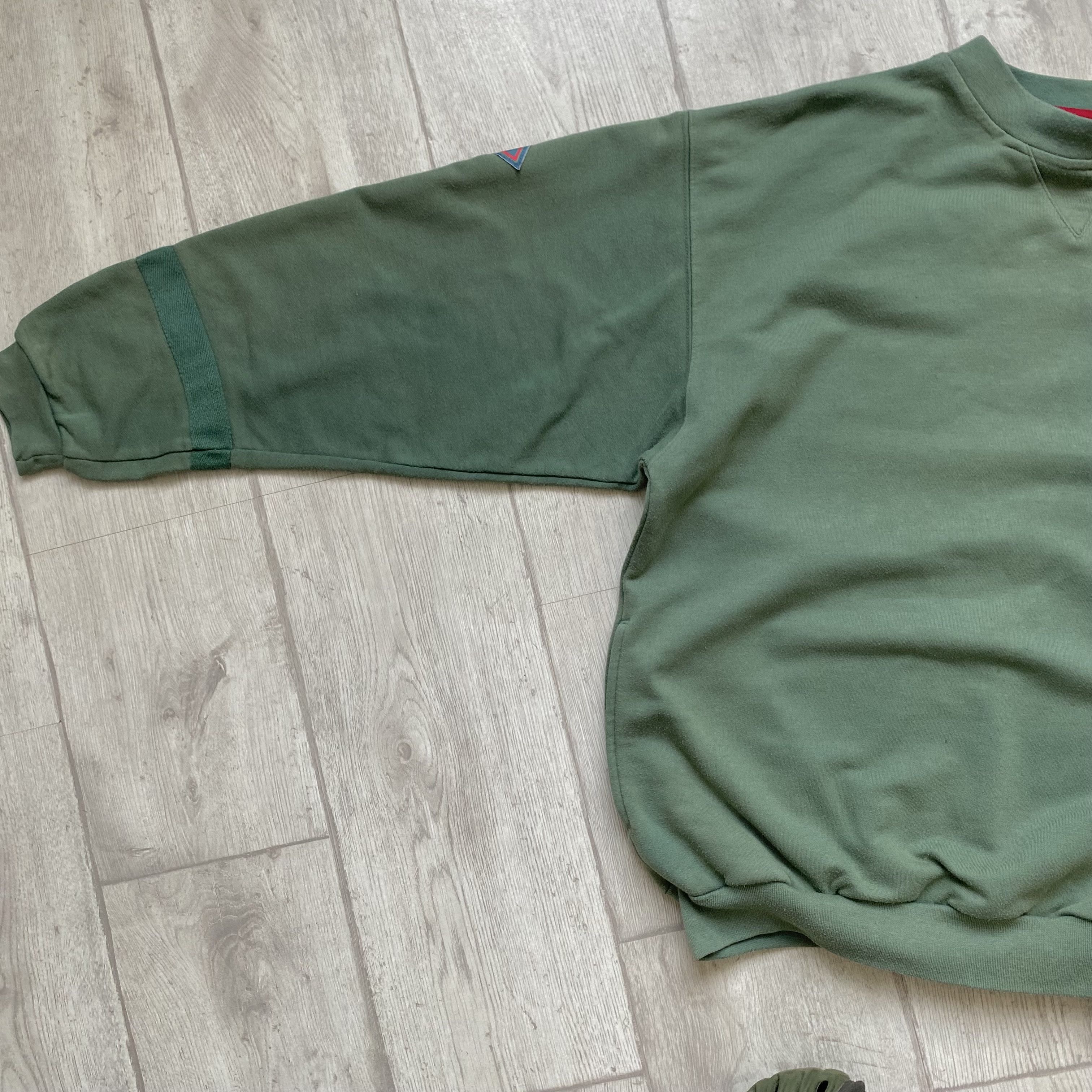Puma Vintage 80s Puma Faded sweatshirt crewneck small logo Size US M / EU 48-50 / 2 - 11 Thumbnail