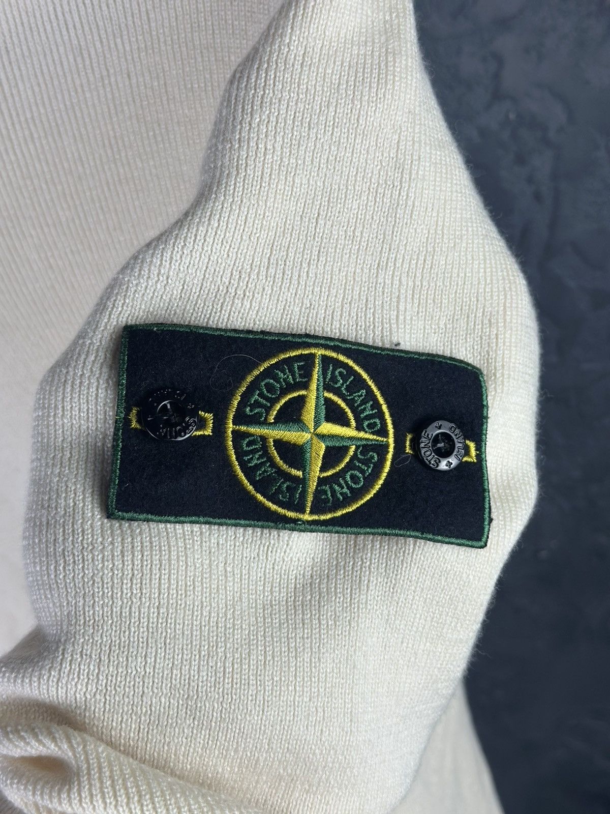 Stone Island × Vintage Stone Island Vintage V-Neck Knitwear Sweater Mens Size L Size US L / EU 52-54 / 3 - 4 Thumbnail