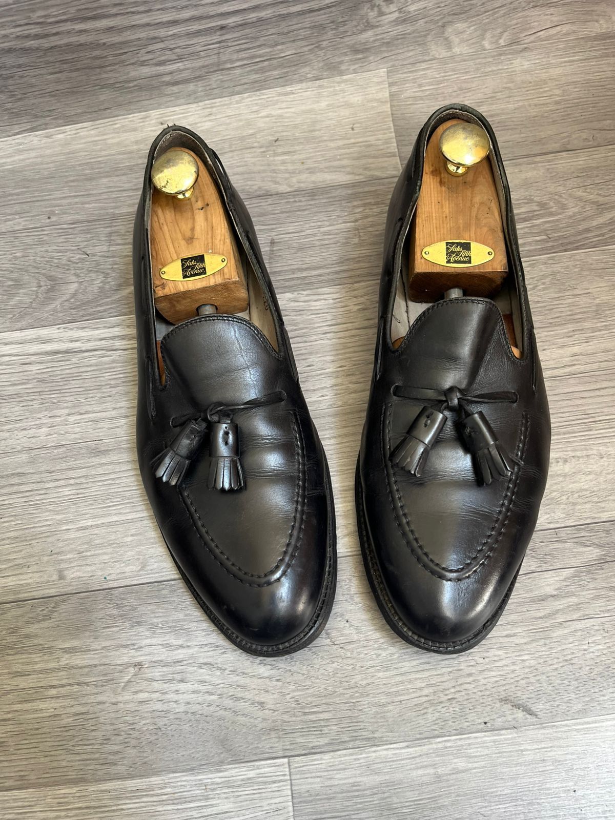 Alden Alden Black Leather Tassel Loafer Sz 13C Size US 13 / EU 46 - 1 Thumbnail