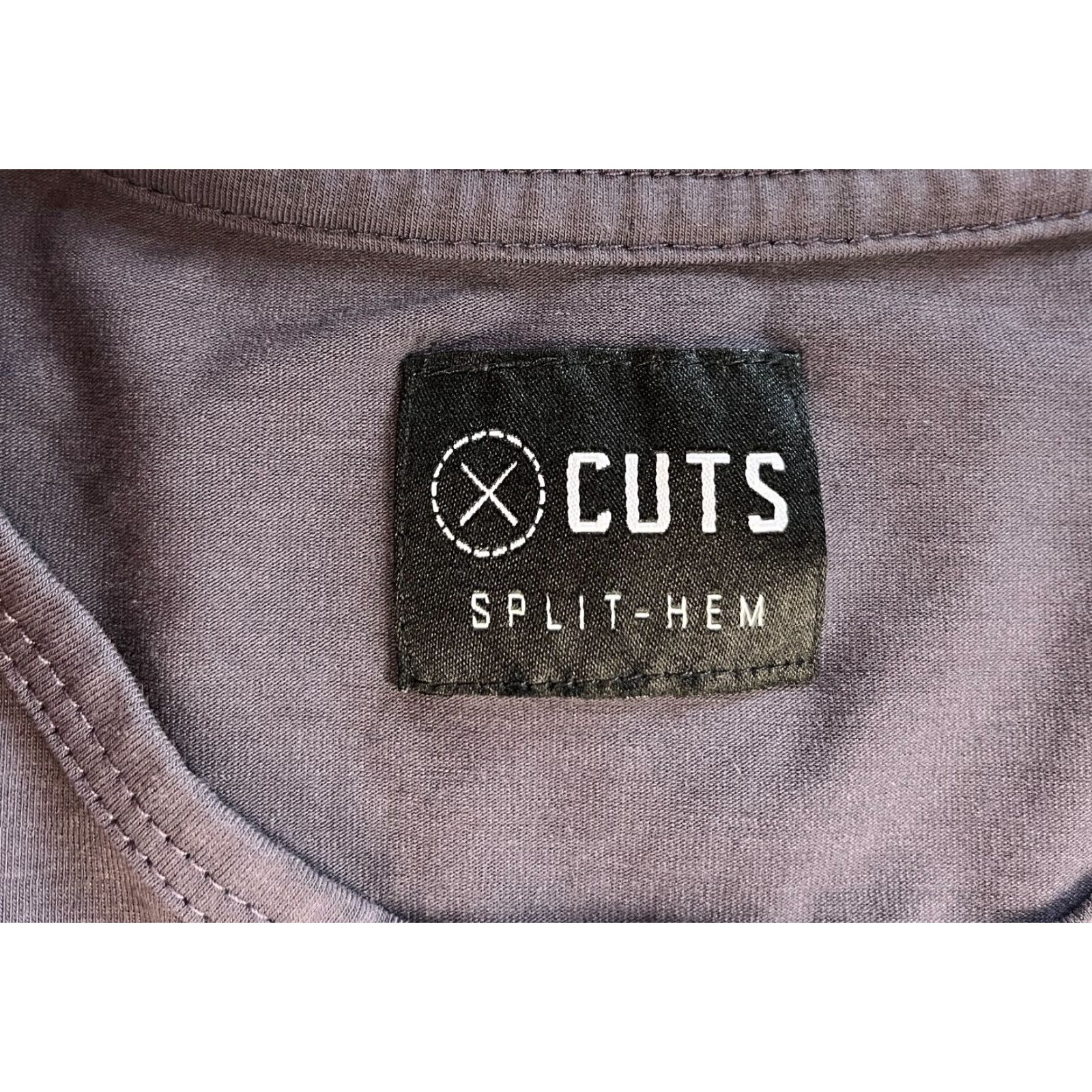 Cuts CUTS Men's Split-Hem Long Sleeve Henley Shirt L Gray Size US L / EU 52-54 / 3 - 5 Thumbnail