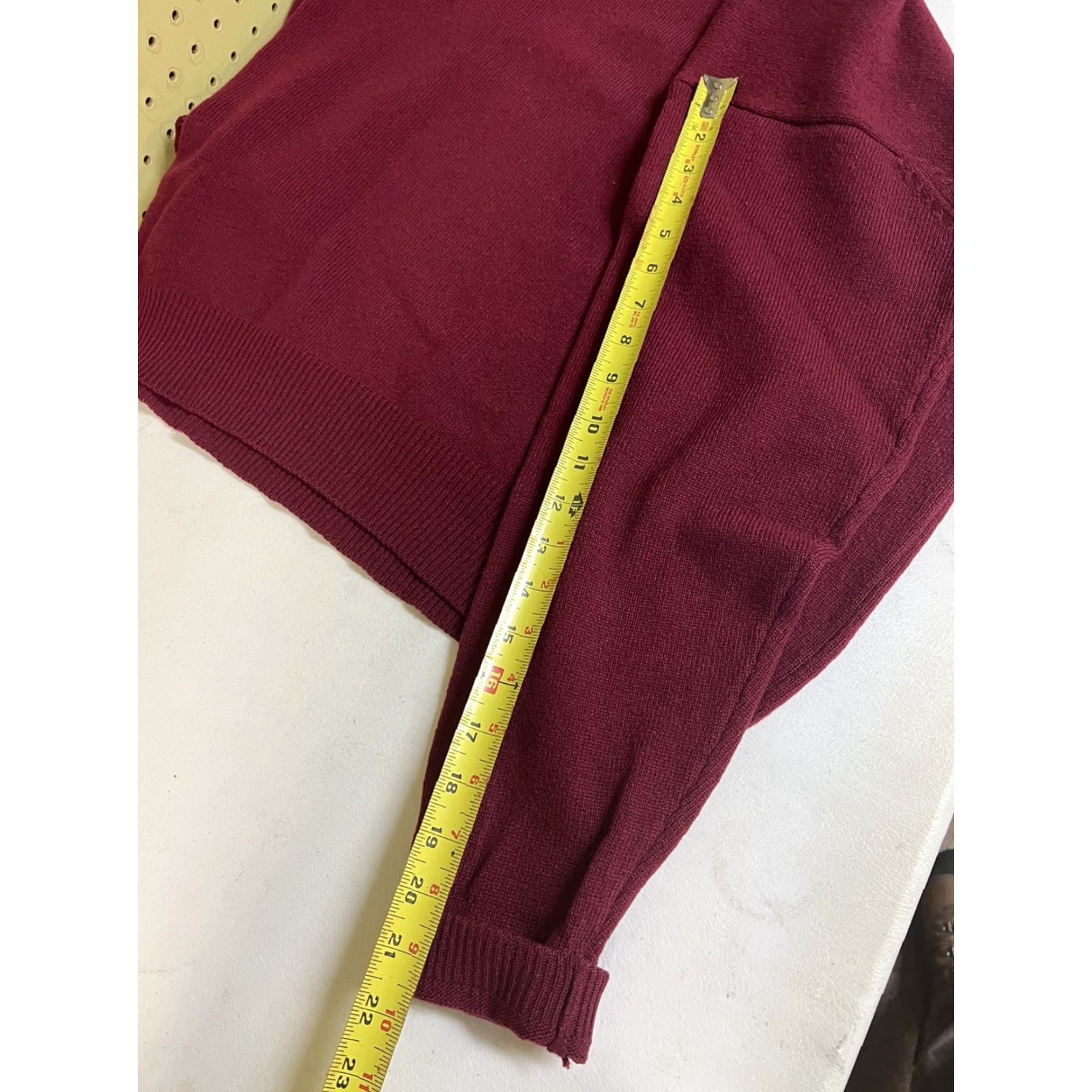 Sears VINTAGE Sears Mens Red Lambs Wool V-Neck Long Sleeve Large Sweater Size US L / EU 52-54 / 3 - 7 Thumbnail