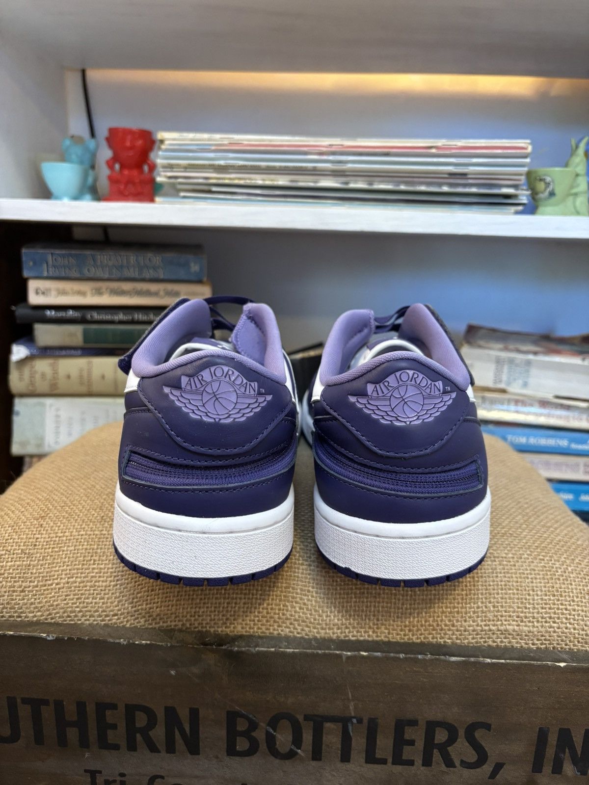 Nike Nike Air Jordan 1 Low FlyEase Size 11.5 New in box Size US 11.5 / EU 44-45 - 3 Thumbnail