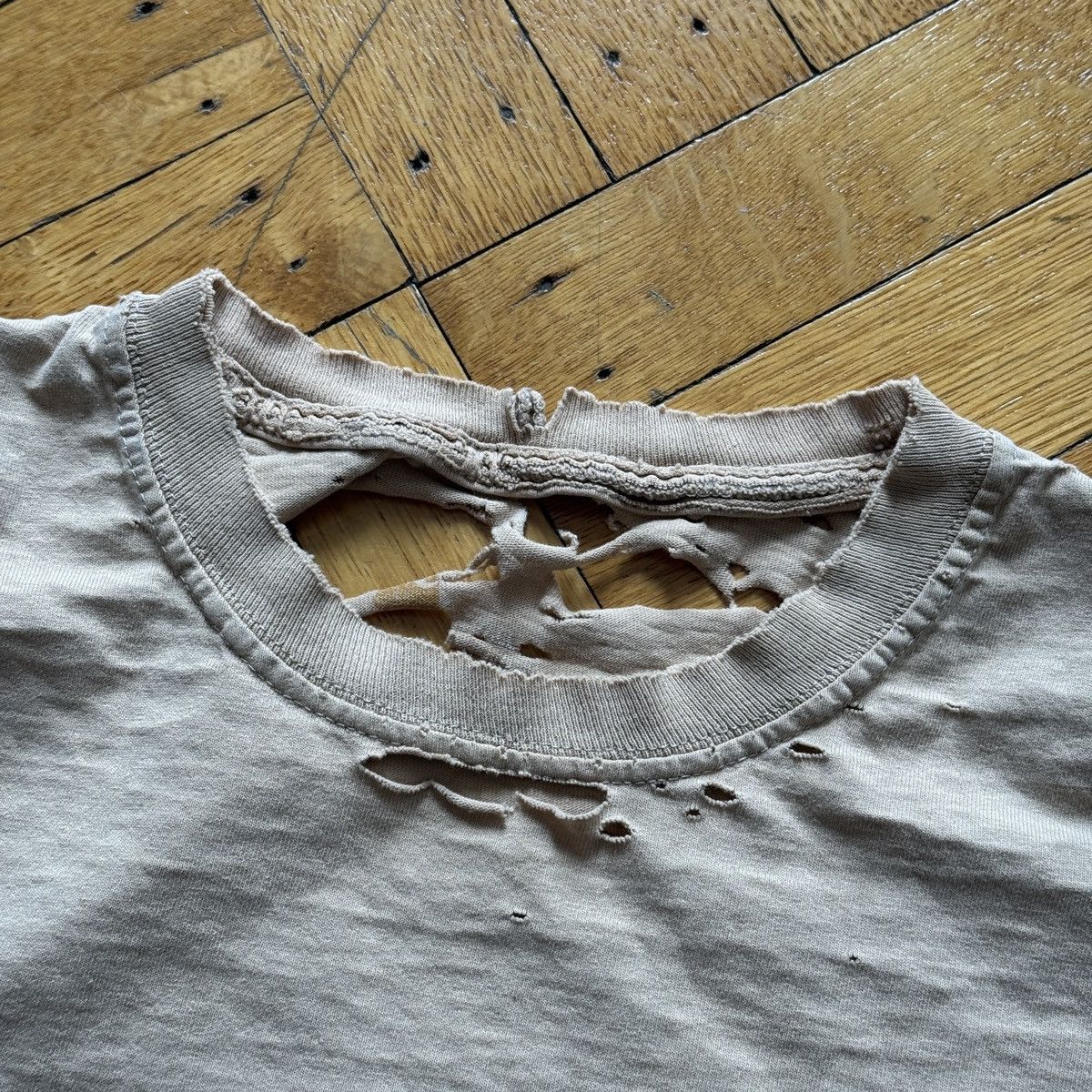 Carhartt Absolutely Shredded Tan Carhartt Tee Size US L / EU 52-54 / 3 - 5 Thumbnail