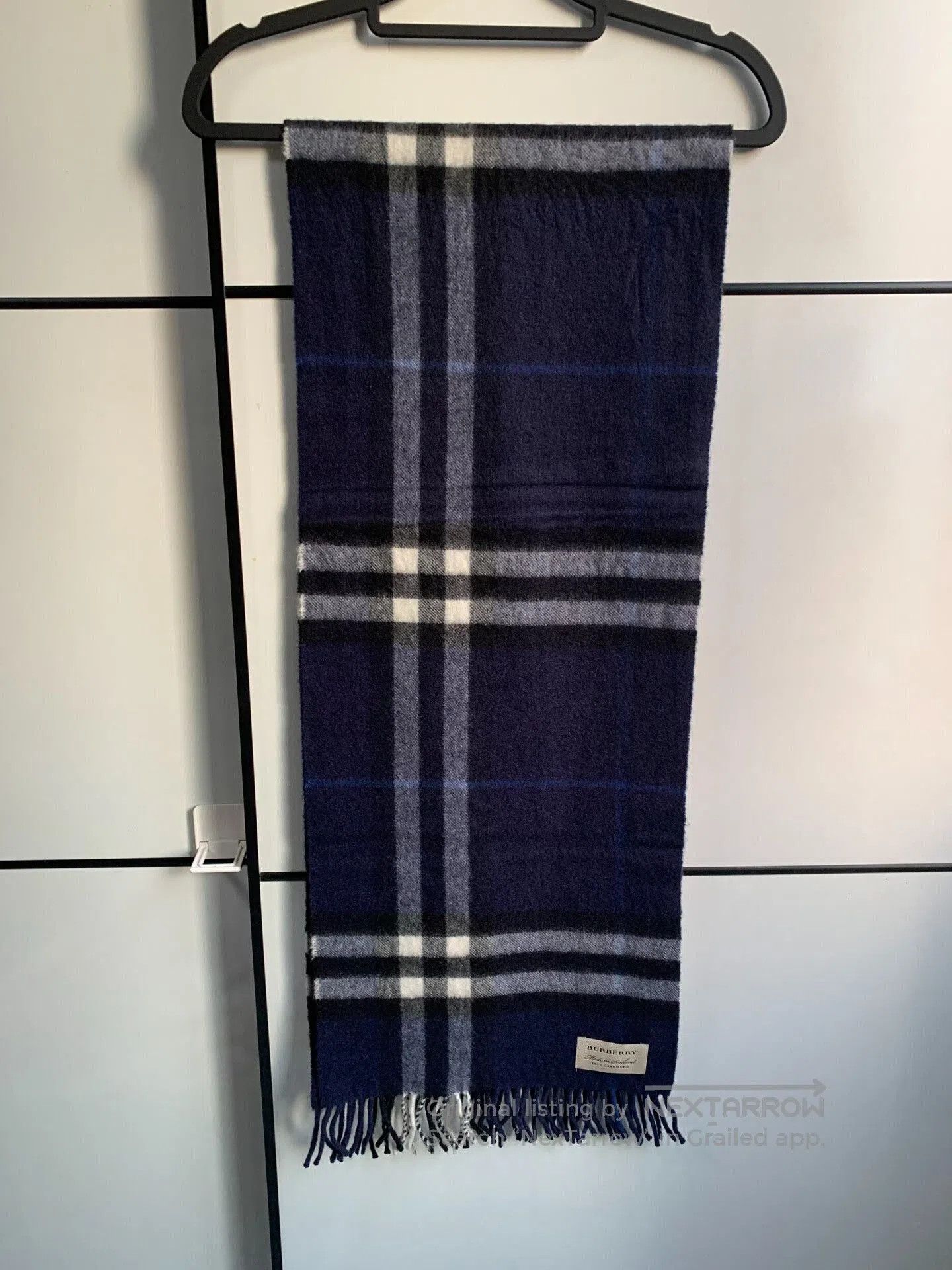 Burberry Burberry Classic Check Cashmere Scarf. Size ONE SIZE - 2 Thumbnail