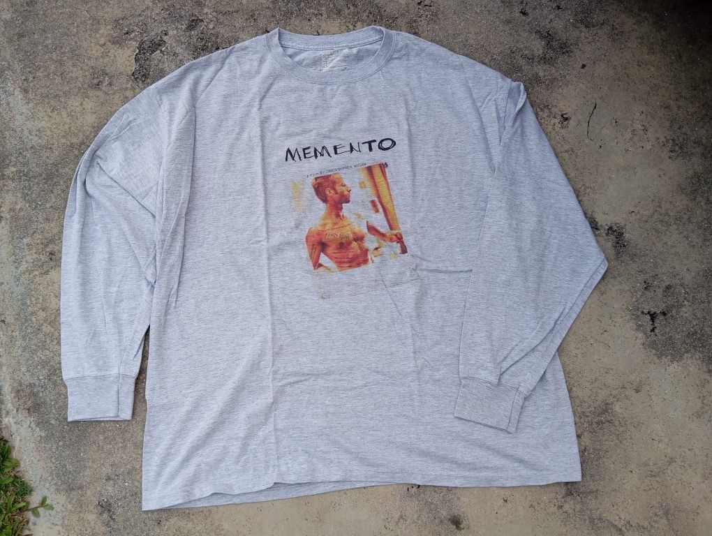 Other Rare Memento Tshirt movie 🍿 🎥 Size US XL / EU 56 / 4 - 2 Thumbnail
