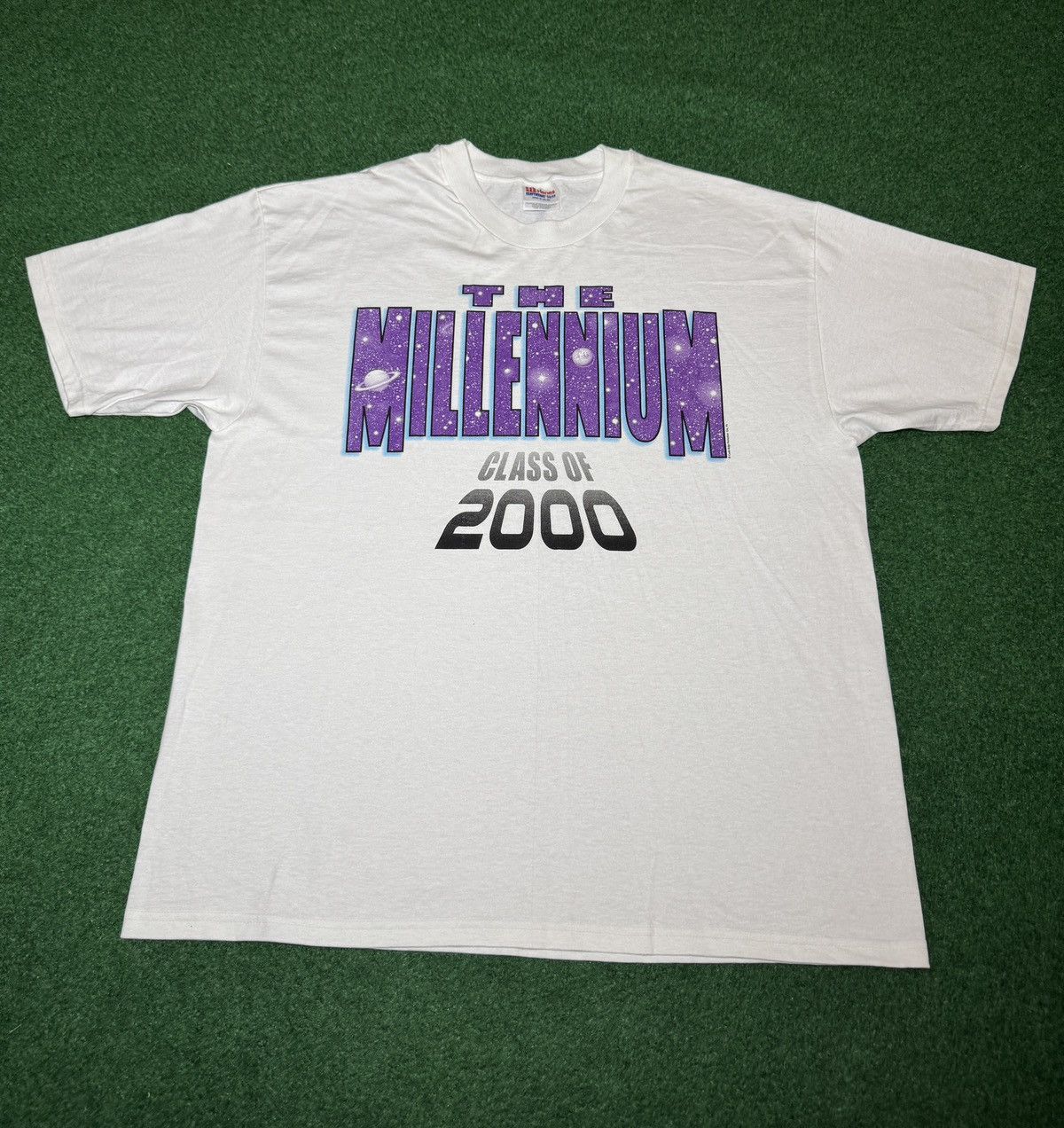 Hanes The Millennium Class Of 2000 Vintage Y2K XL 24x31 T Shirt Size US XL / EU 56 / 4 - 1 Thumbnail