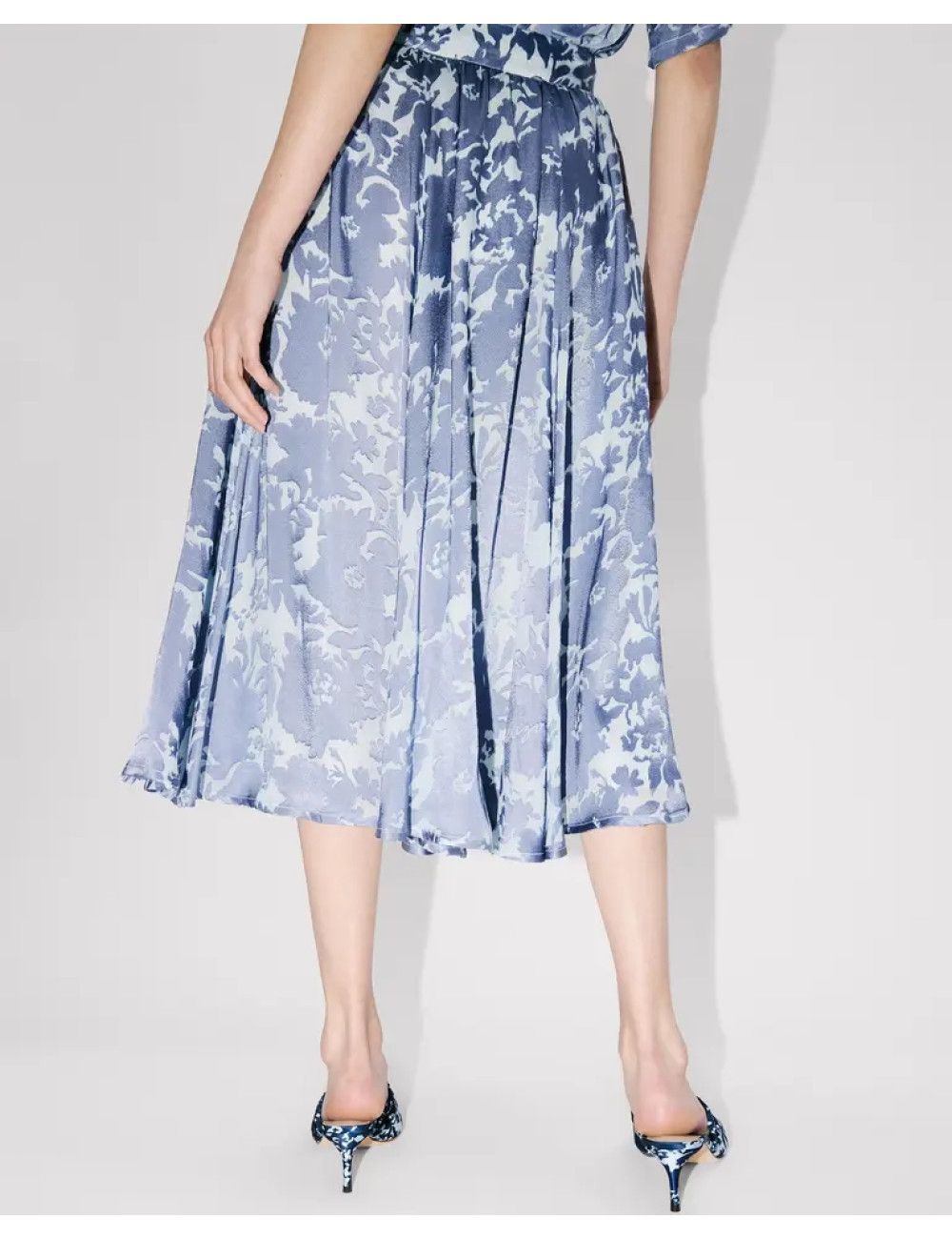 Kenzo o1y1025 Midi Skirt in Light Blue Size 30" / US 8 / IT 44 - 4 Thumbnail