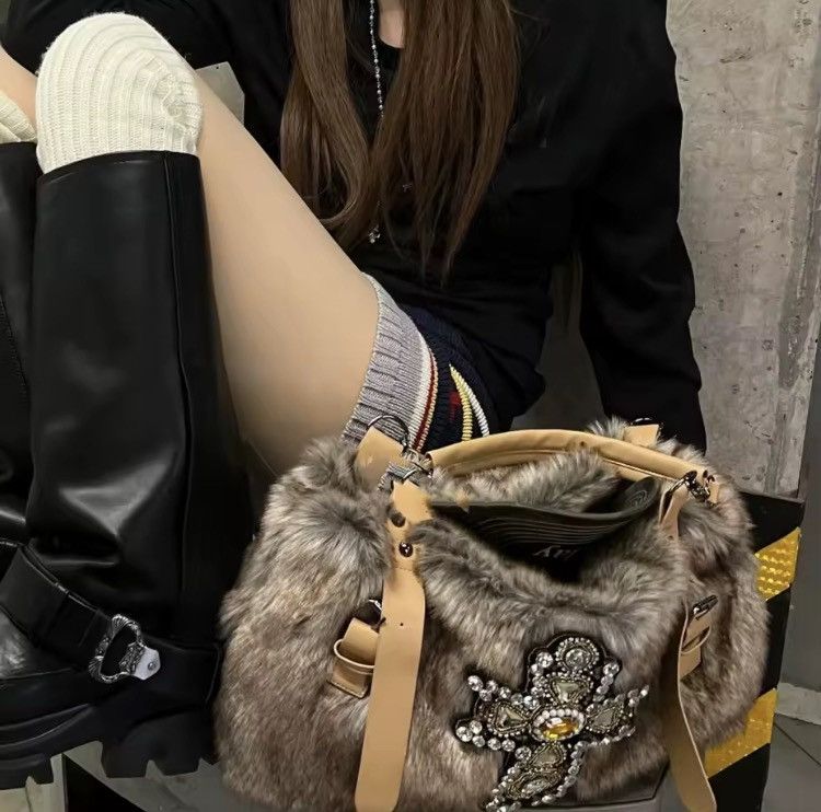 Other Y2K Fur Rhinestone Cross Chain Tote Bag Size ONE SIZE - 5 Thumbnail