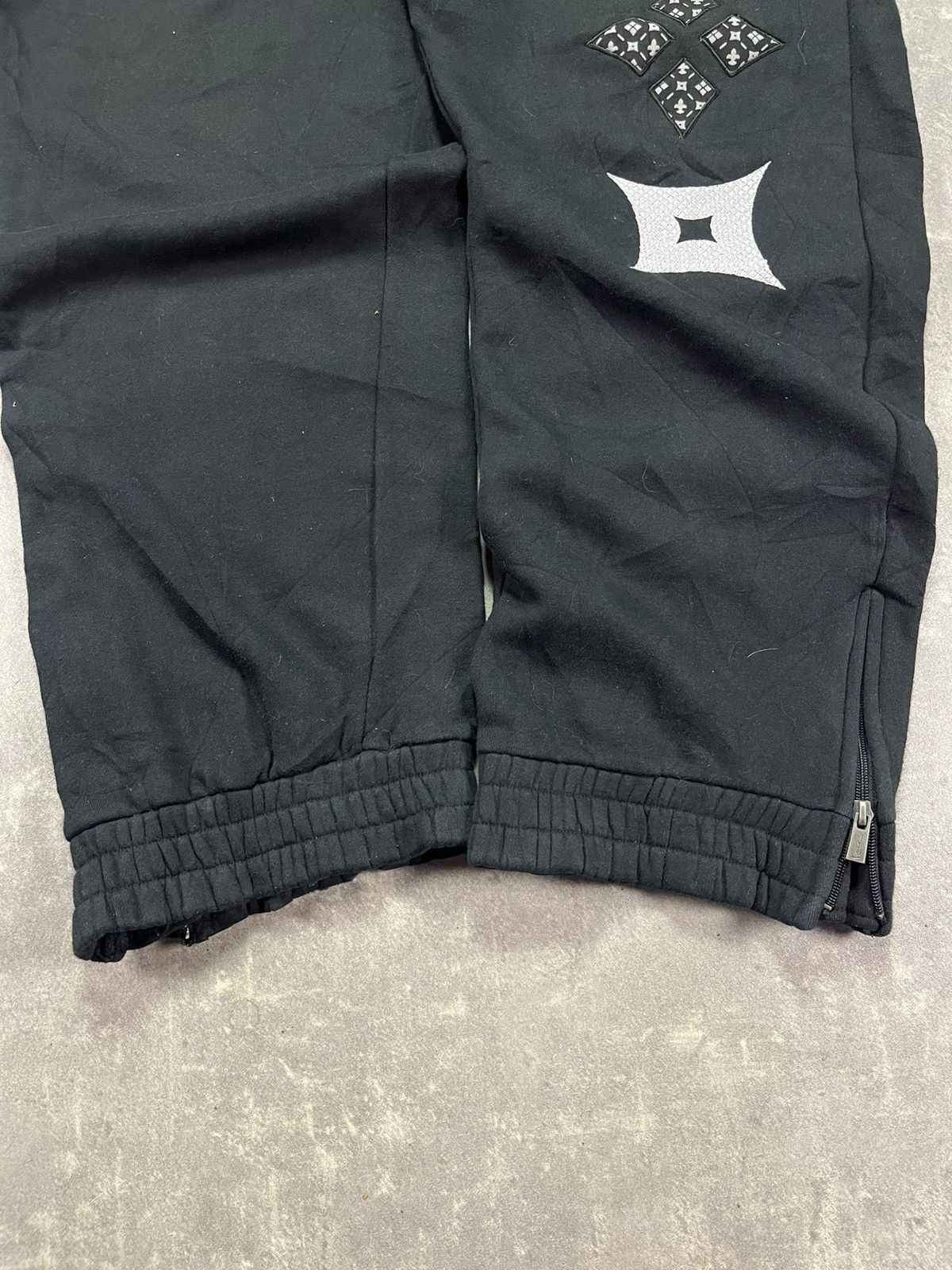 Karl Kani Karl Kani Vintage Embroidered Printed Baggy Sweatpants L Size US 34 / EU 50 - 7 Thumbnail