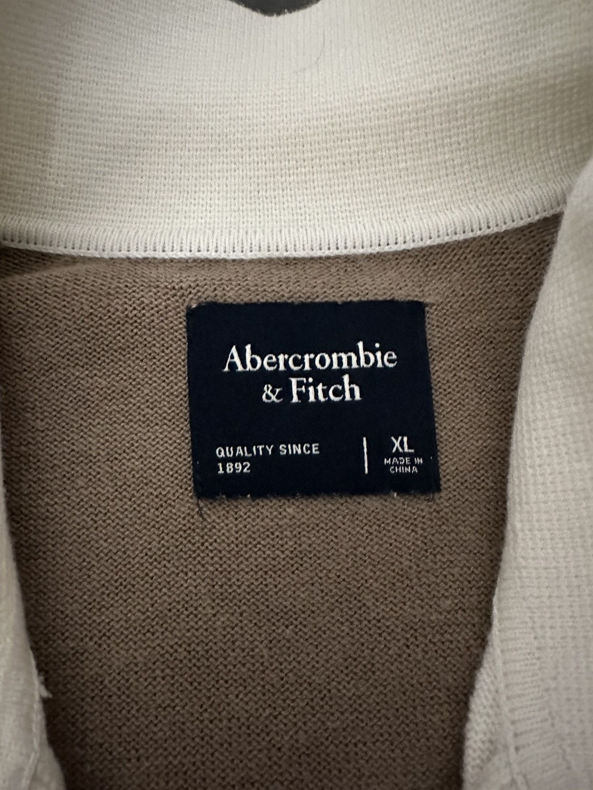Abercrombie & Fitch Abercrombie Geometric Print Short Sleeve Cardigan sz XL Size US XL / EU 56 / 4 - 2 Thumbnail