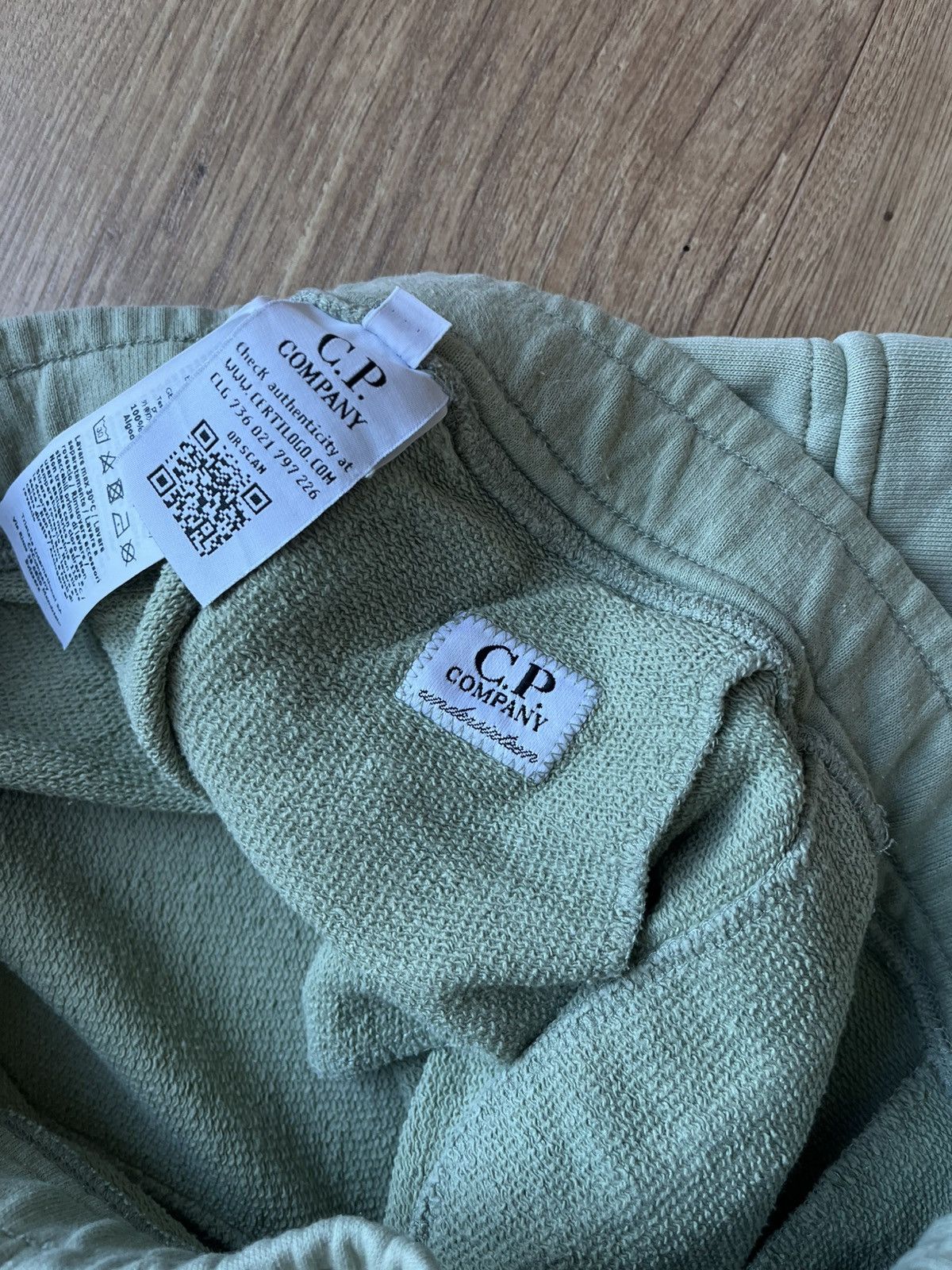 C.P. Company C.P. COMPANY CARGO SWEET SHORTS RARE Y2K VINTAGE Size US 32 / EU 48 - 6 Thumbnail