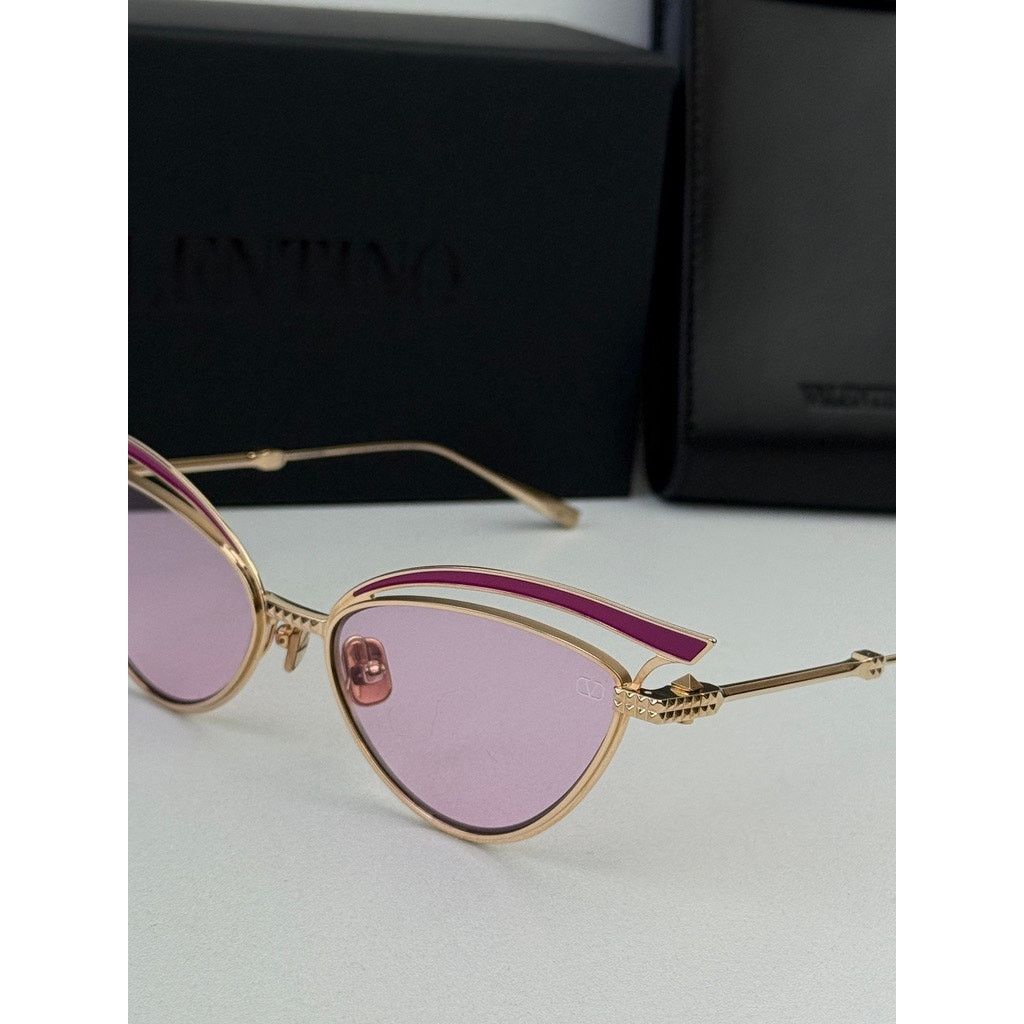 Valentino NEW Valentino V-Glassliner VLS118-D Pink Cat Eye Sunglasses Size ONE SIZE - 3 Thumbnail