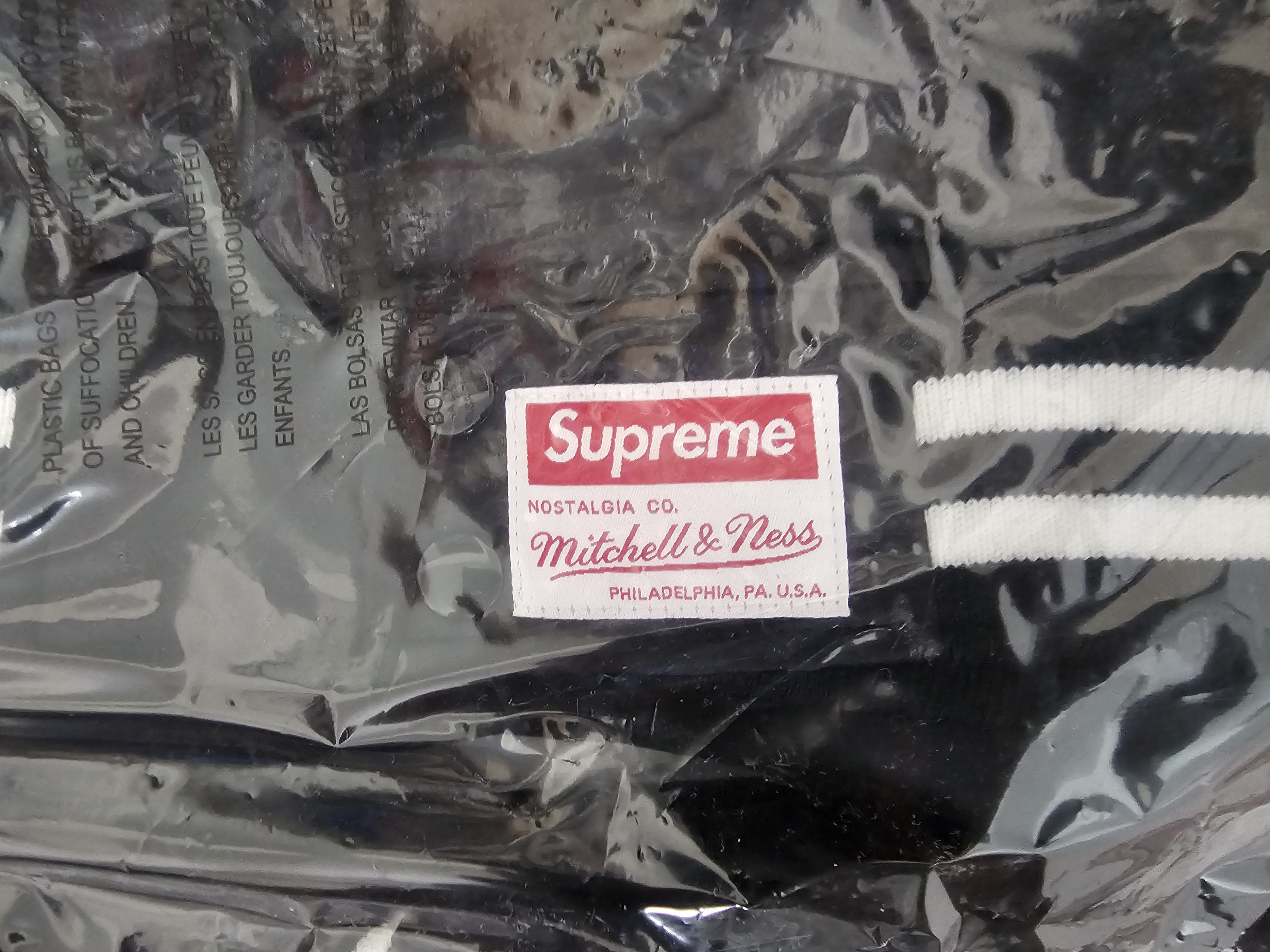 Supreme Supreme Black Satin Mitchell & Ness Varsity Jacket FW24 Size US M / EU 48-50 / 2 - 7 Thumbnail