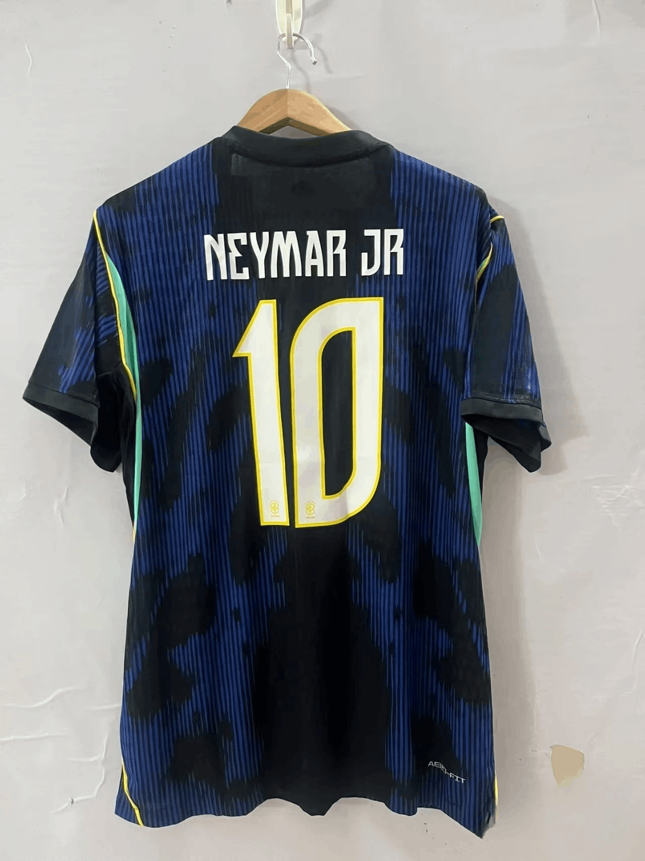 Nike 2026 World Cup Brazil #10 Neymar Jersey Away L Size US L / EU 52-54 / 3 - 2 Thumbnail