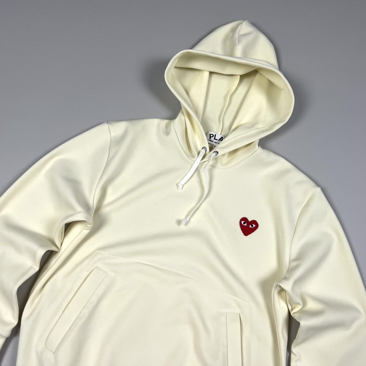 Comme des Garcons × Japanese Brand Auth Men’s PLAY Comme des Garçons Logo Beige Hoodie Size S/M Size US M / EU 48-50 / 2 - 2 Thumbnail