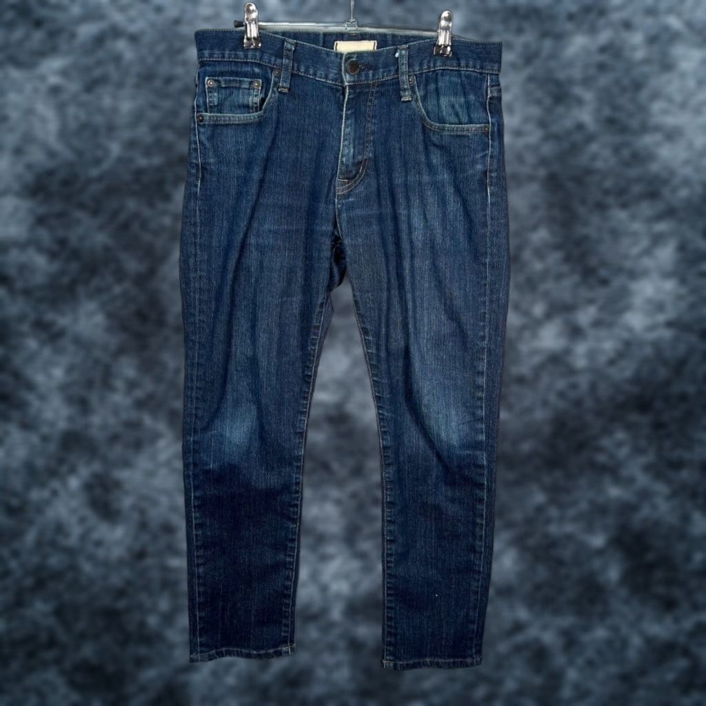 Uniqlo Uniqlo Mens Size 30 x 28 Dark Blue Slim Fit Stretch Denim Jeans Size US 30 / EU 46 - 1 Thumbnail