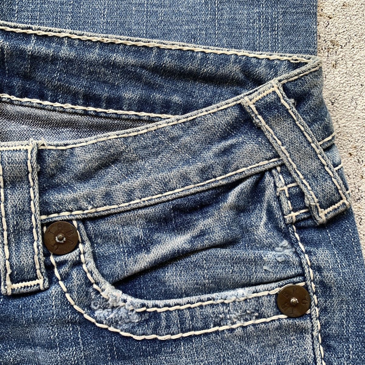 True Religion 2000’s True Religion Joey Distressed Bootcut Flare Pants Size US 28 / EU 44 - 9 Thumbnail