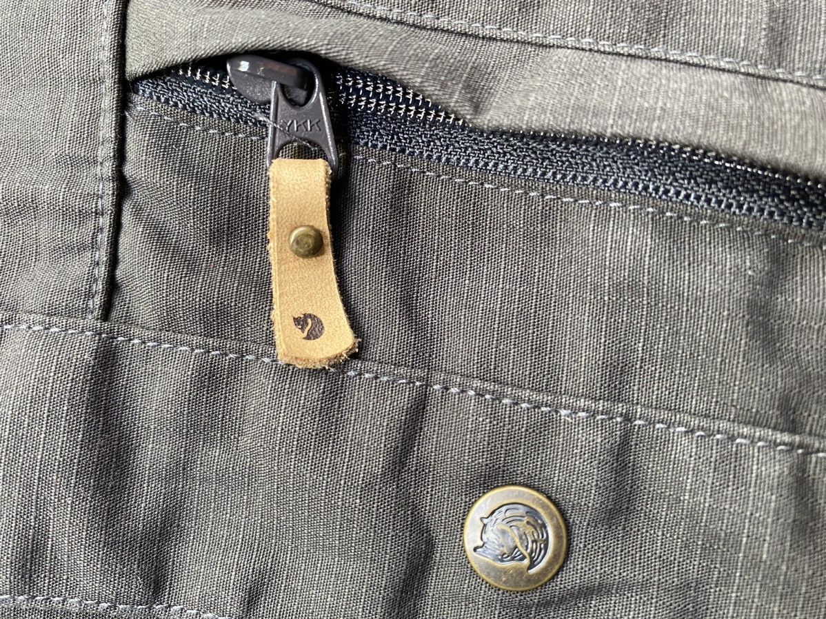 Fjallraven Fjall Raven Men G-1000 Dark Gray Long Sleeve Shirt Size US L / EU 52-54 / 3 - 11 Thumbnail