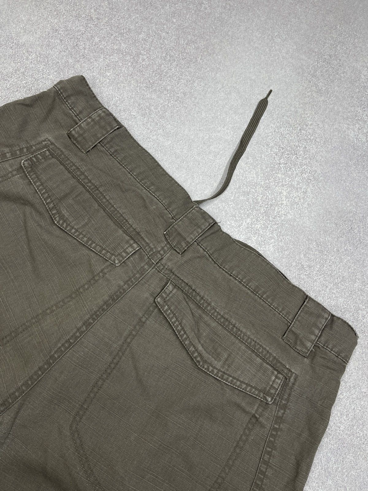 Nike Vintage Nike Cargo Pants Grey Drill Y2K TECH ACG TN Size US 36 / EU 52 - 9 Thumbnail