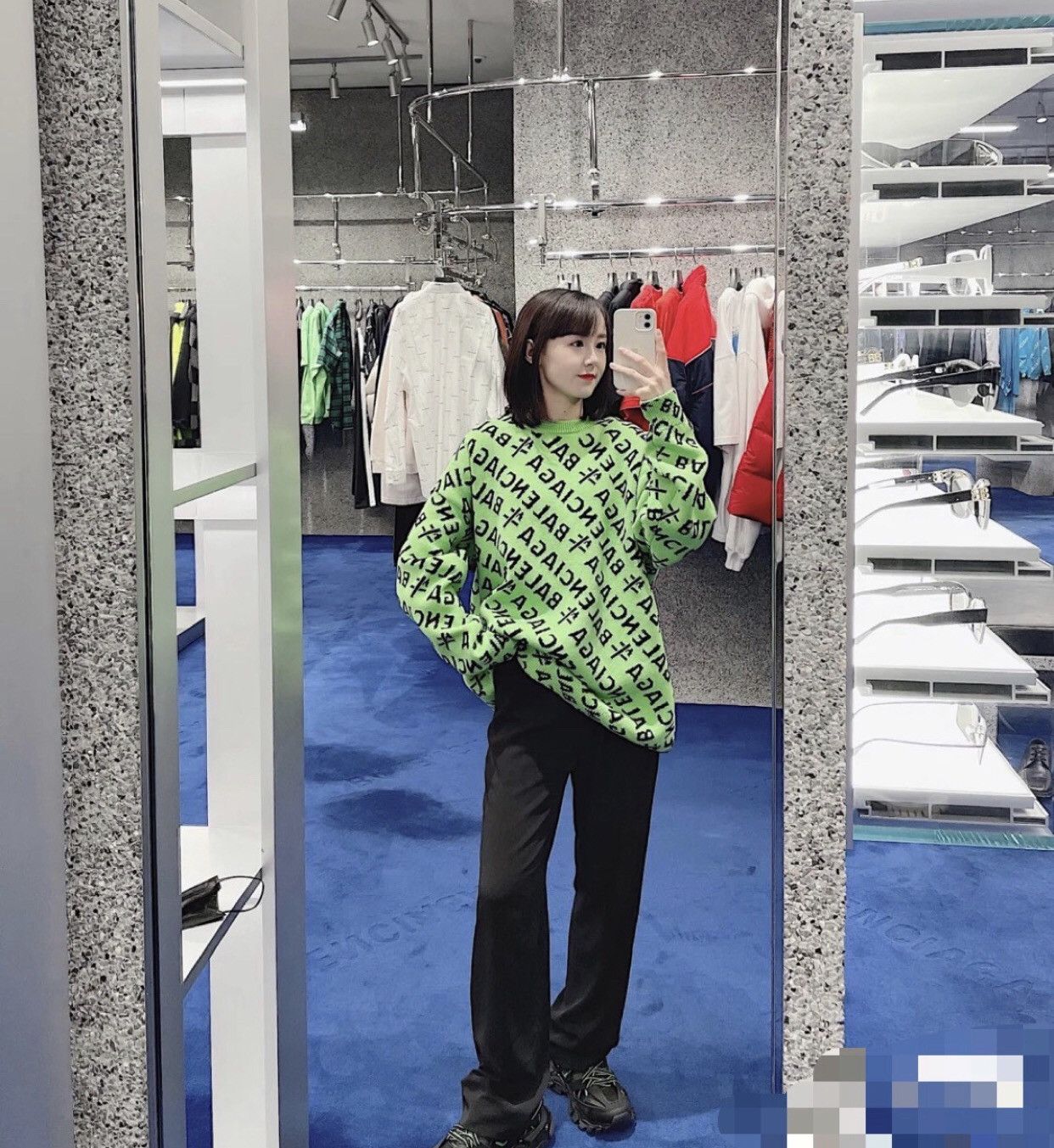Balenciaga BALENCIAGA Year of the Ox Limited Green Full logo Sweater Size US XS / EU 42 / 0 - 6 Thumbnail
