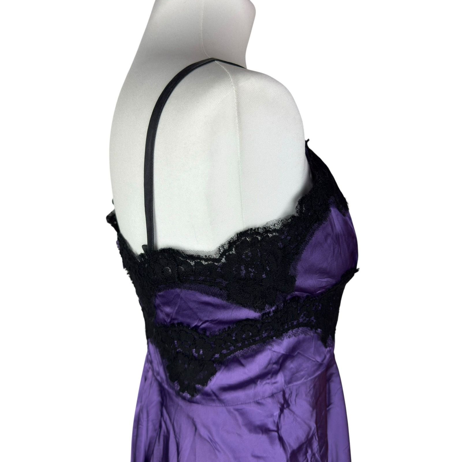 Dolce & Gabbana Dolce & Gabbana Women Purple Black Lace Detail Slip Dress 44 Size M / US 6-8 / IT 42-44 - 5 Thumbnail