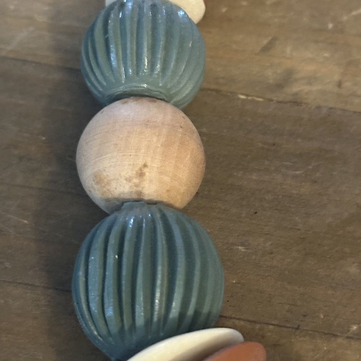 Vintage Vintage chunky carved wooden bead necklace Size ONE SIZE - 5 Thumbnail