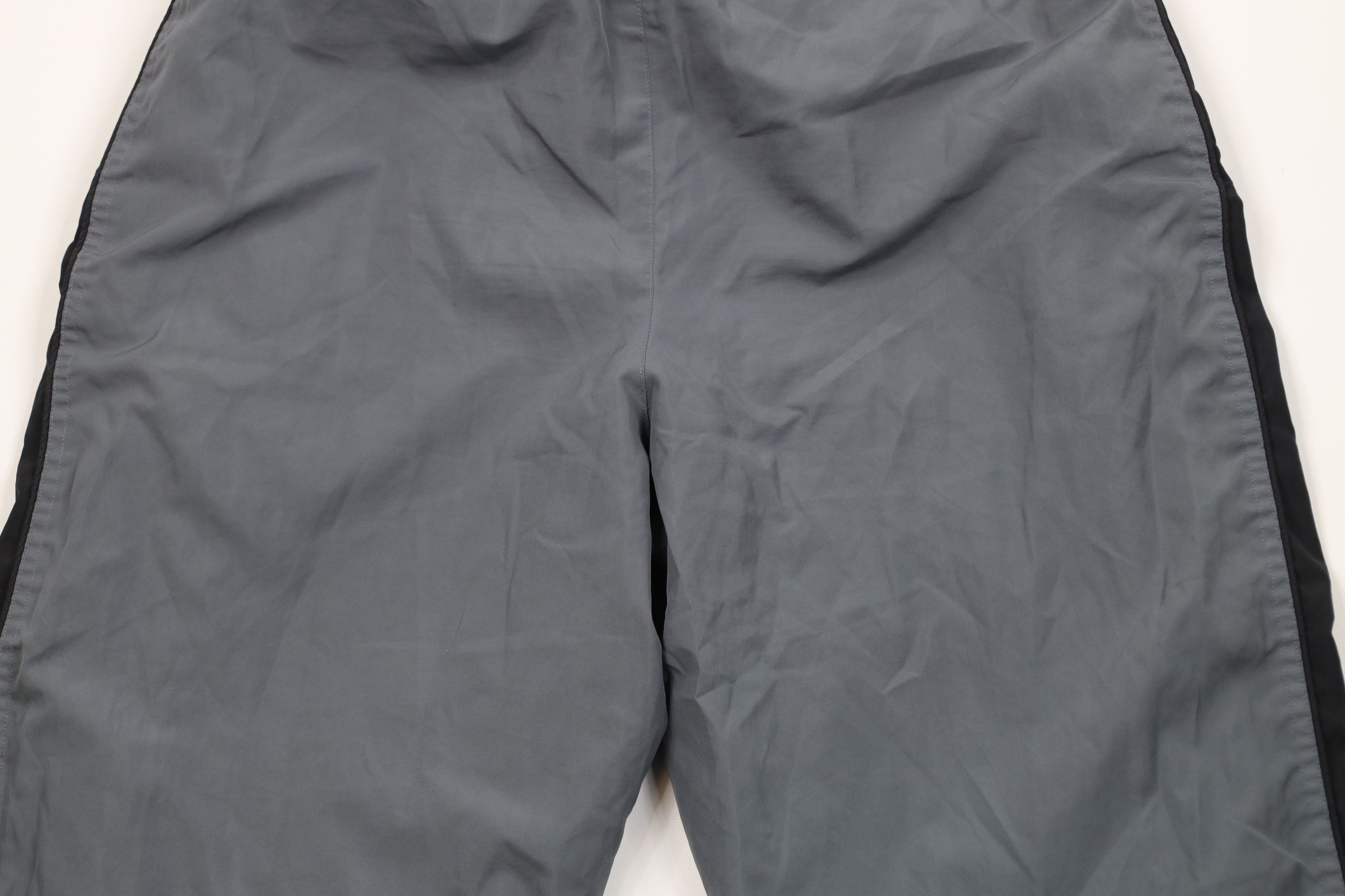 Champion Vintage 90s Champion Block Wide Leg Windbreaker Pants Gray Size US 36 / EU 52 - 12 Thumbnail