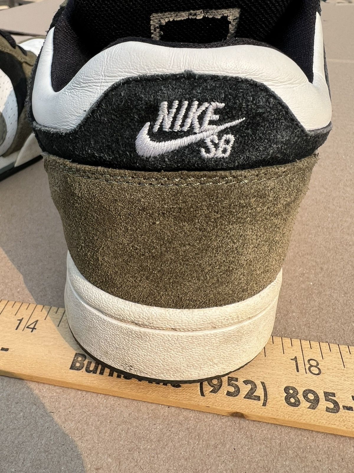 Nike SB 2007 Nike SB Zoom Air Regime Brown Suede Sneakers Size US 11 / EU 44 - 6 Thumbnail