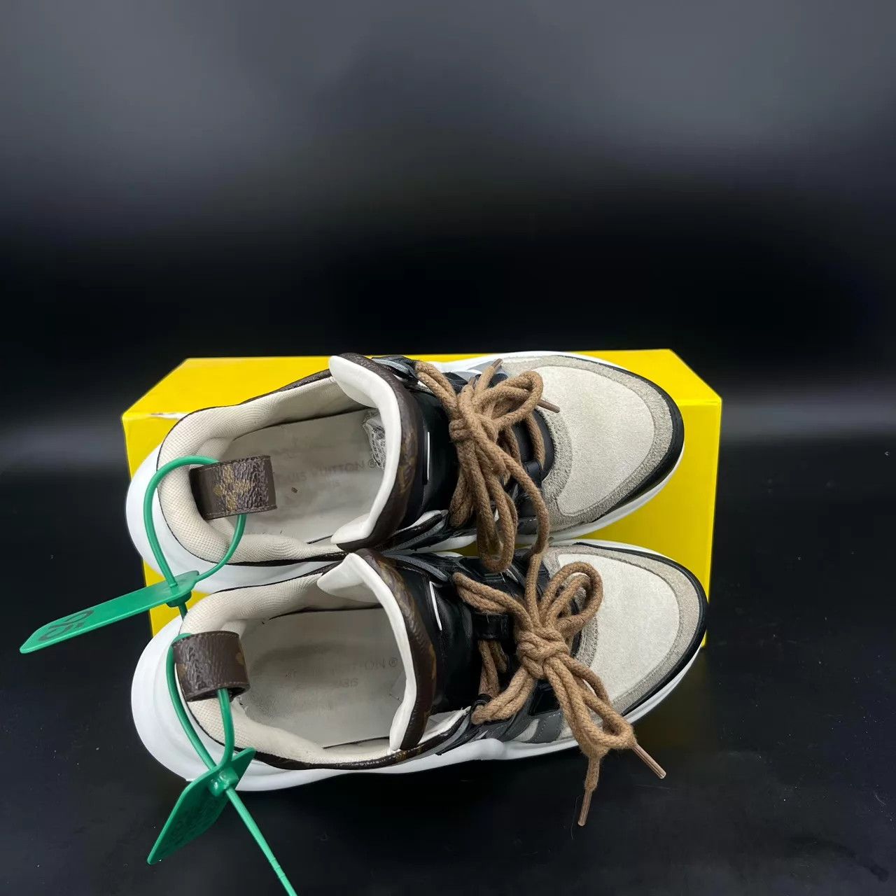 Louis Vuitton LV Archlight 35.5 White/Gray/Black 2x Worn Size US 5 / IT 35 - 8 Thumbnail