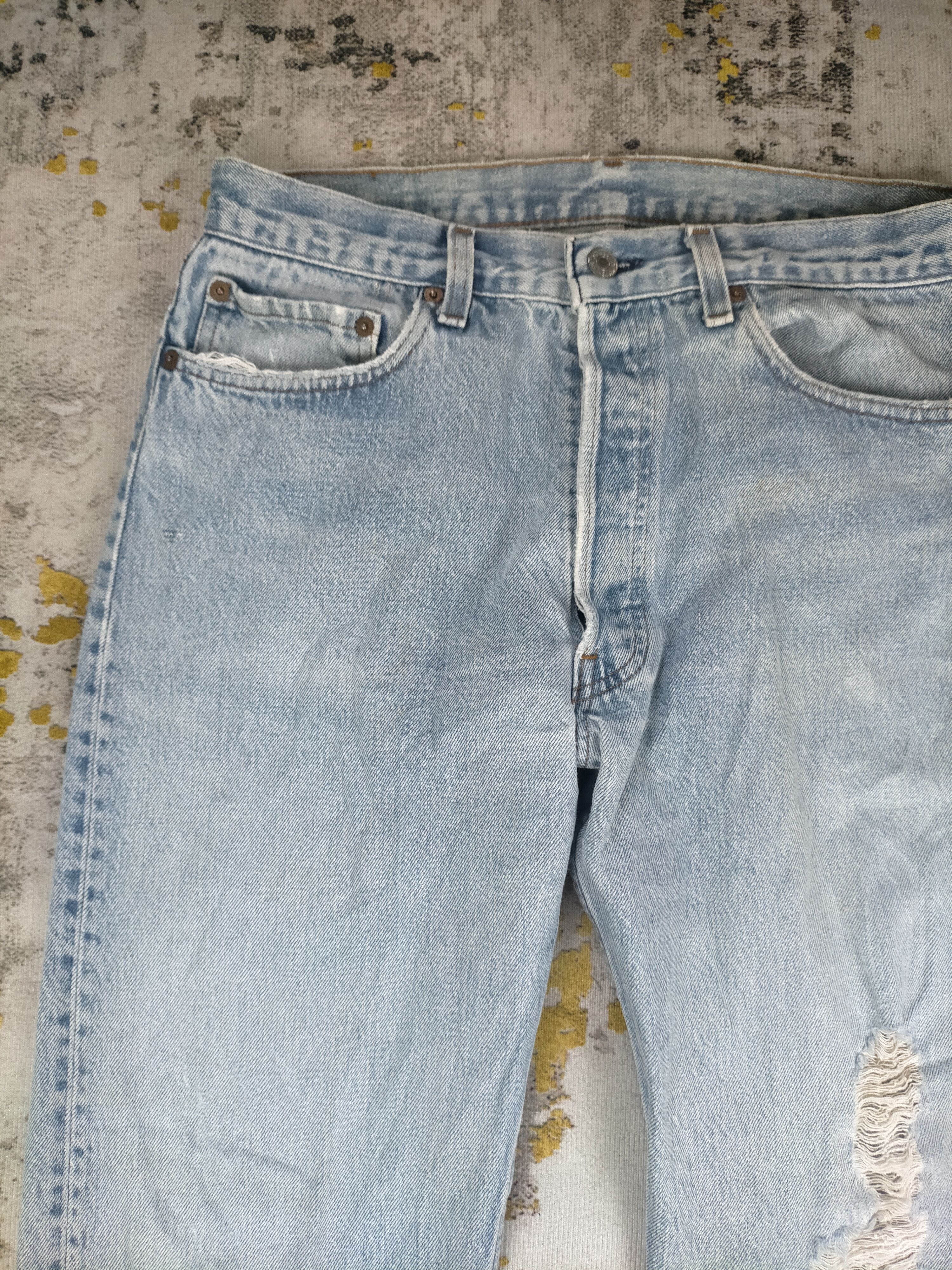 Levi's 🔥 Vtg 80s Levis 501 Button 522 Light Wash Distressed Jeans Size US 31 - 3 Thumbnail