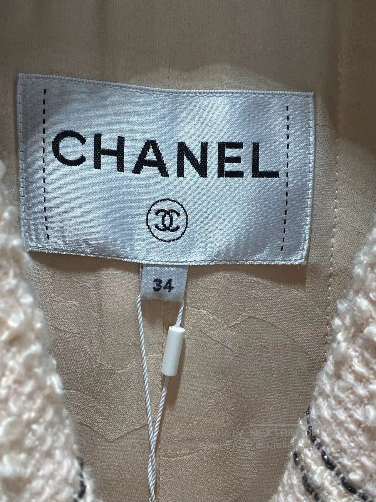 Chanel Chanel 21B Pink Tweed Jacket FR34. Size US XS / EU 42 / 0 - 2 Thumbnail