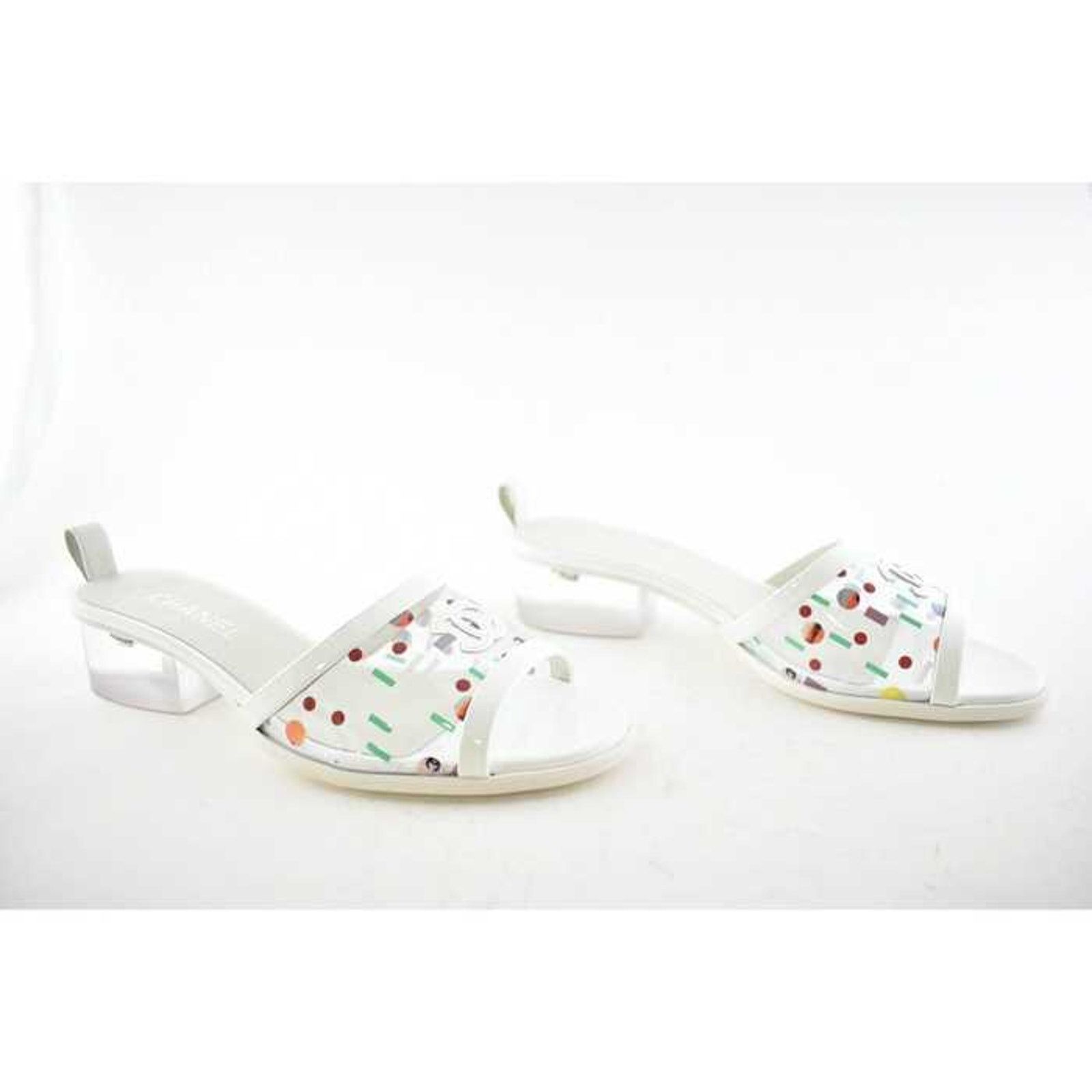 Chanel 19S Patent PVC CC Logo Mule Slide Sandal Heel 37C Size US 7 / IT 37 - 2 Thumbnail