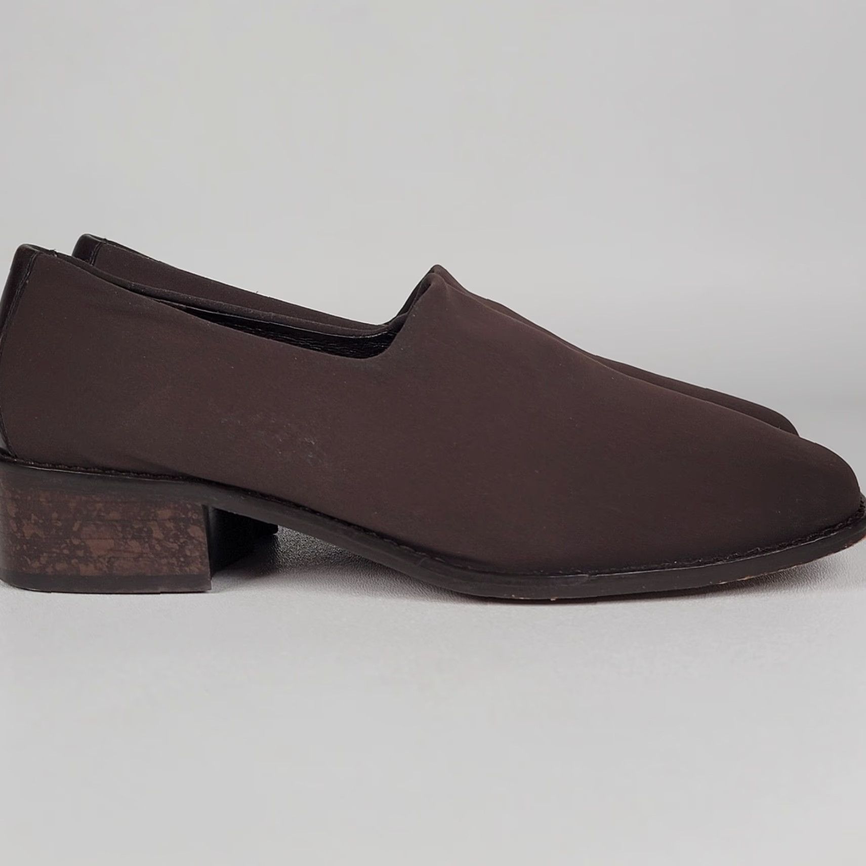 Donald Pliner Donald J Pliner Women's Brown Stretch Heel Pumps 6.5 M Slip On Block 1 3/4 in Spain Size US 7 / IT 37 - 2 Thumbnail