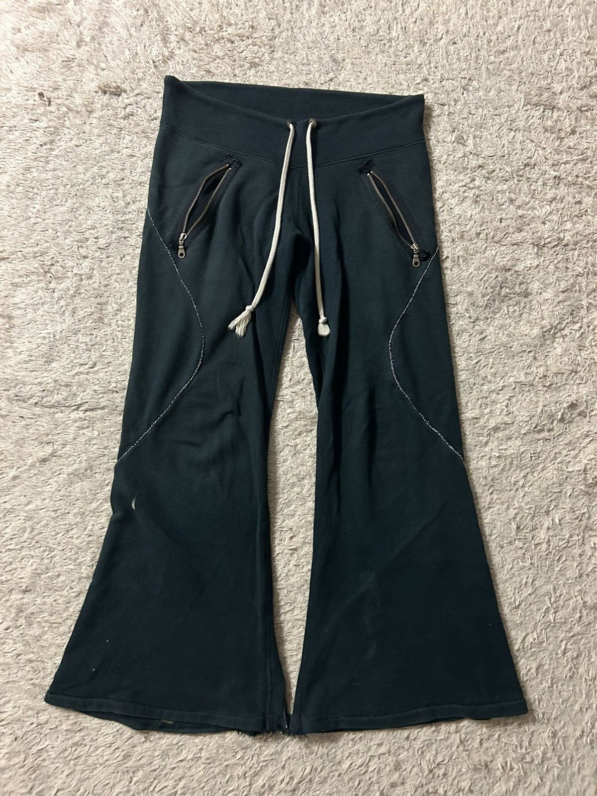 If Six Was Nine × Le Grande Bleu (L.G.B.) LGB FLARED SWEATPANTS