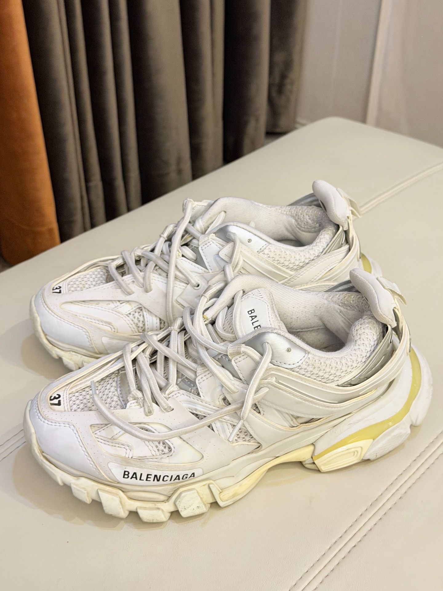 Balenciaga Balenciaga Track Low Top Dad Sneakers Size US 6 / IT 36 - 1 Thumbnail