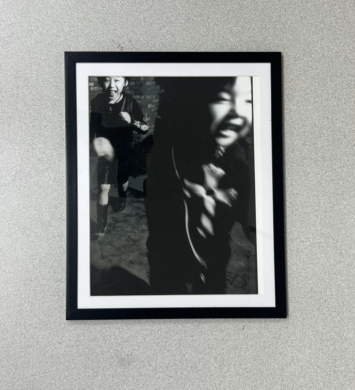 Chrome Hearts Chrome Hearts close up 9x11 magazine cutout Framed poster Size ONE SIZE - 1 Thumbnail