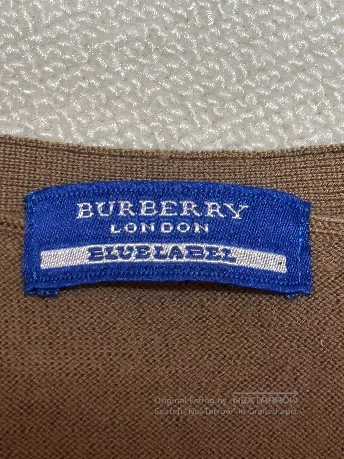 Burberry Burberry Women's Merino Wool Knit Sweater. Size M / US 6-8 / IT 42-44 - 3 Thumbnail