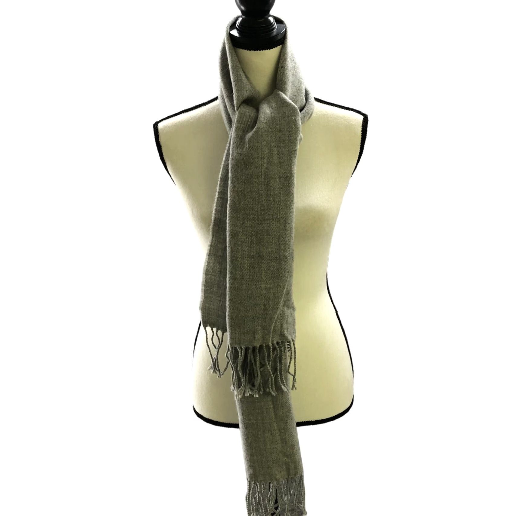 Old Navy VINTAGE OR NEW? Old Navy Winter Scarf - Rectangle Fringe - Unisex Knit Acrylic Gray, Neck Warmer, Fleece, One Size Size ONE SIZE - 3 Thumbnail