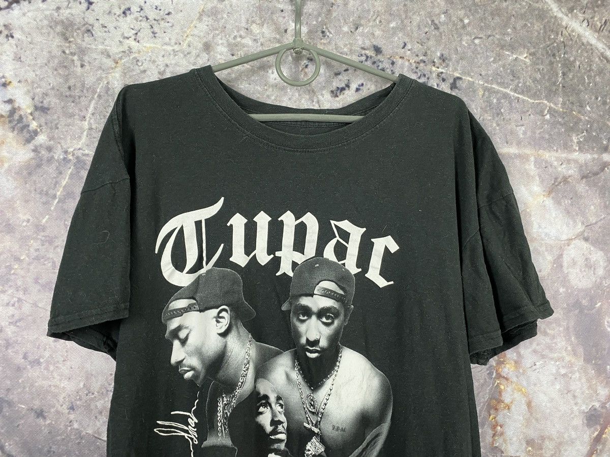 Vintage Men’s 2Pac All Eyez On Me T-Shirt Streetwear Size Small Size US S / EU 44-46 / 1 - 2 Thumbnail
