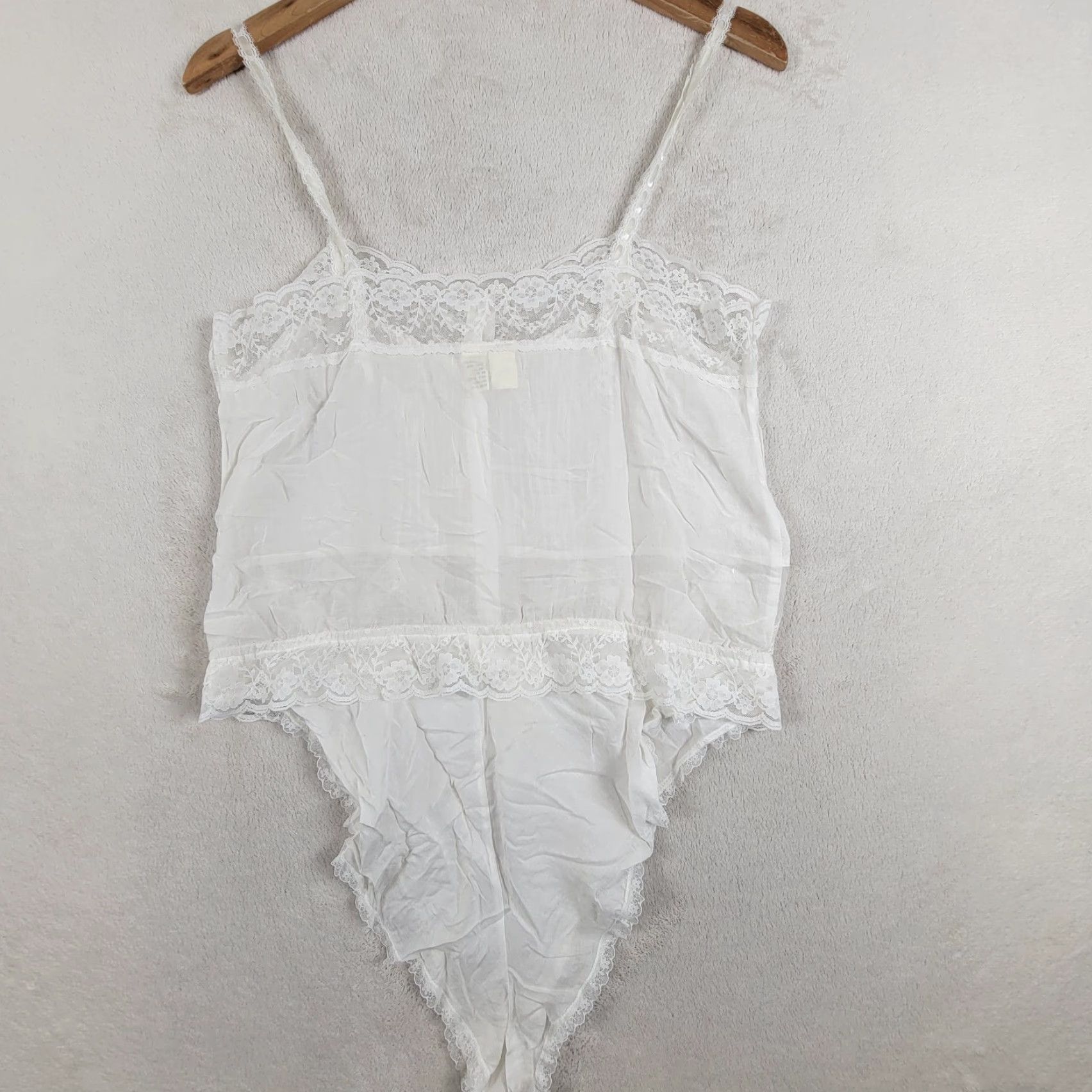 Victoria's Secret VINTAGE Victoria's Secret Teddy Bodysuit Ivory Lace Satin 1990s M Womens Size M / US 6-8 / IT 42-44 - 3 Thumbnail