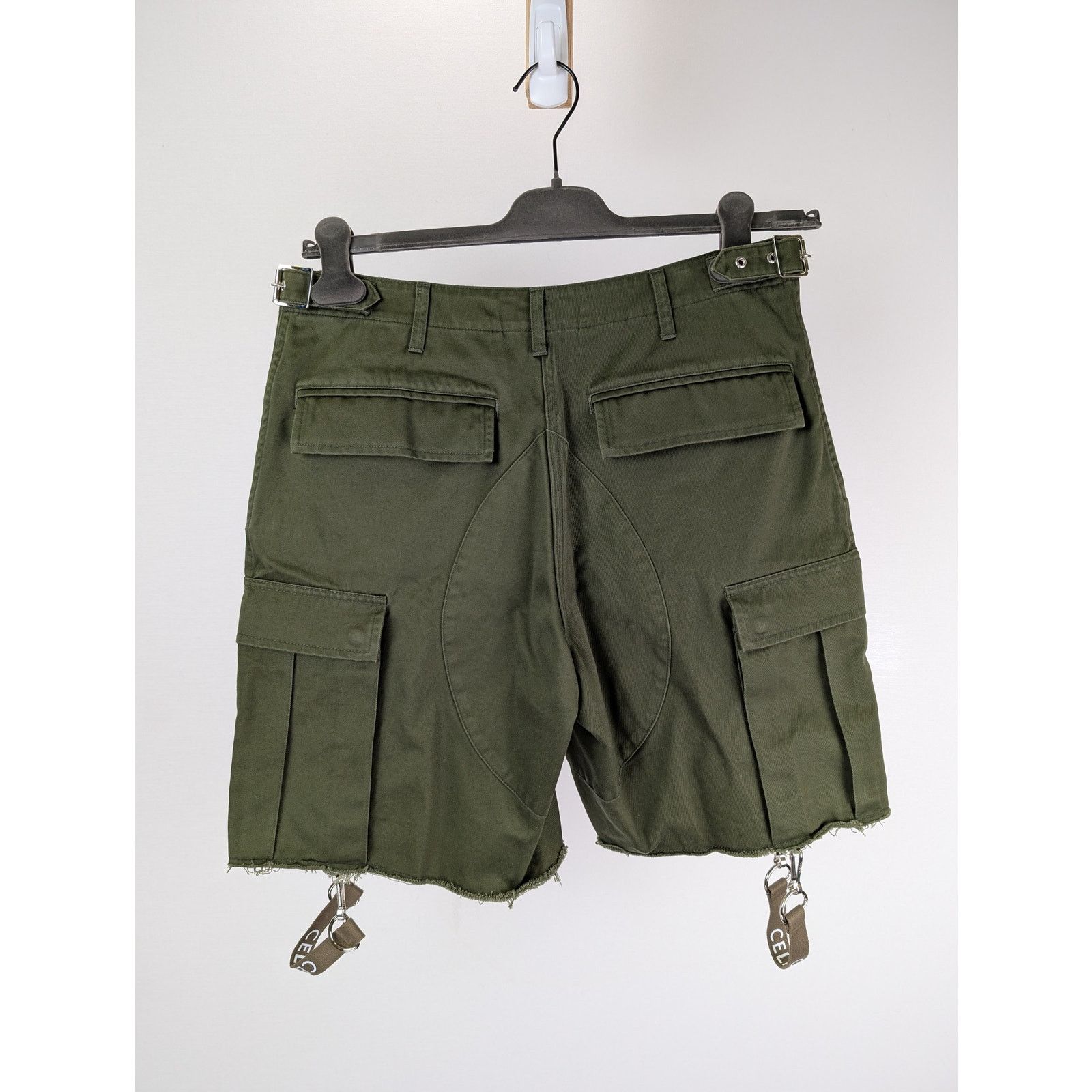 Celine o1rshd1 Short Sangles in Army Green Size US 32 / EU 48 - 11 Thumbnail