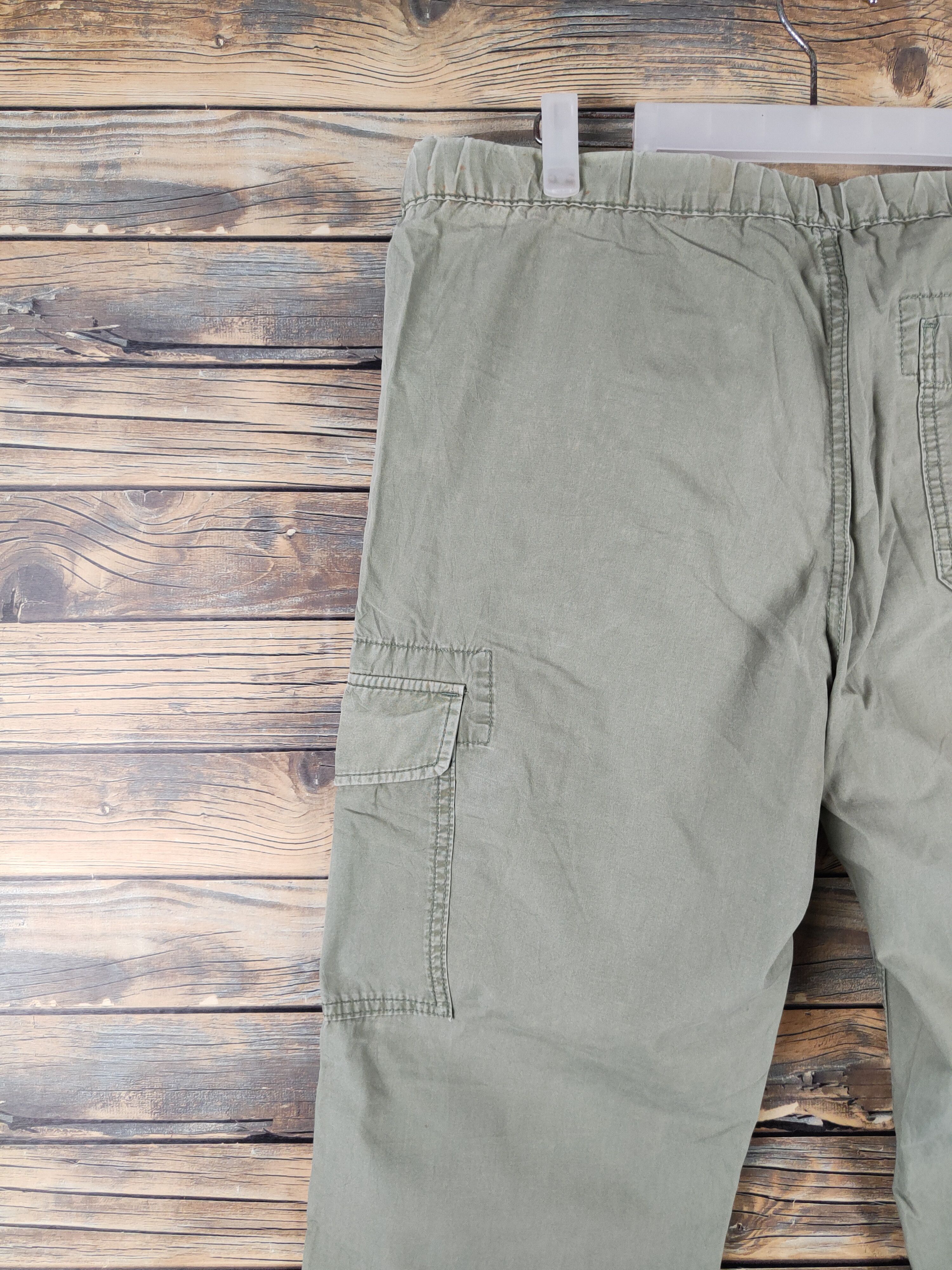 Japanese Brand DL Uniqlo Green Faded Multipocket Tactical Cargo Pants #1303 Size US 33 - 8 Thumbnail