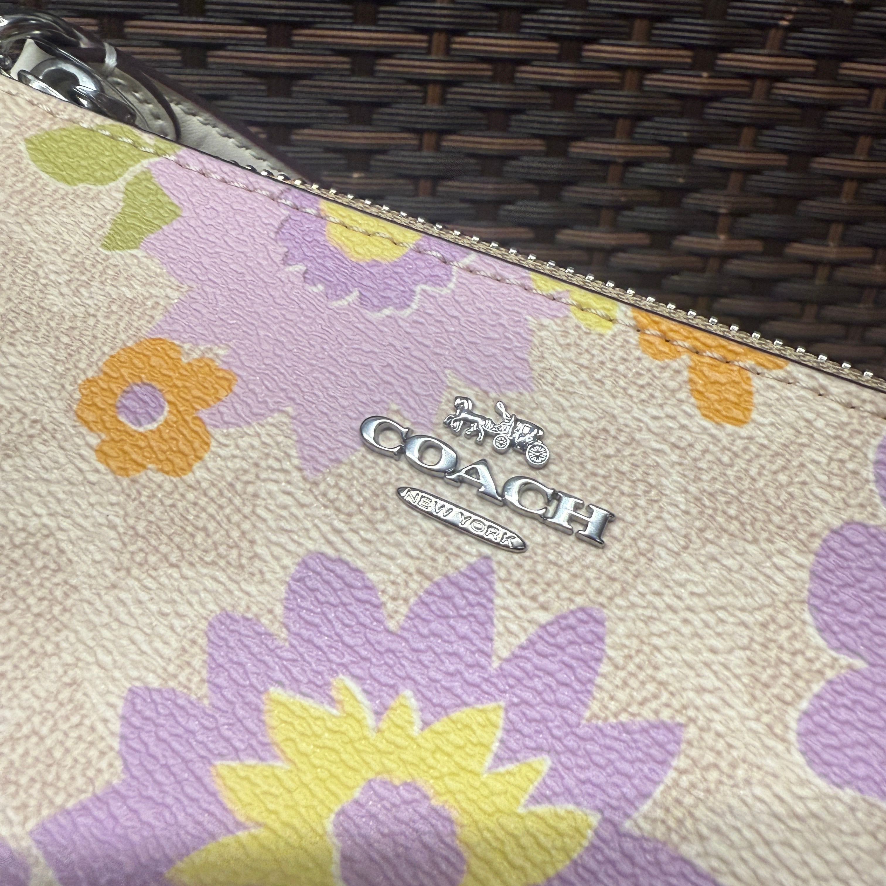 coach Nolita 19 In Signature Canvas With Floral Print cbm73