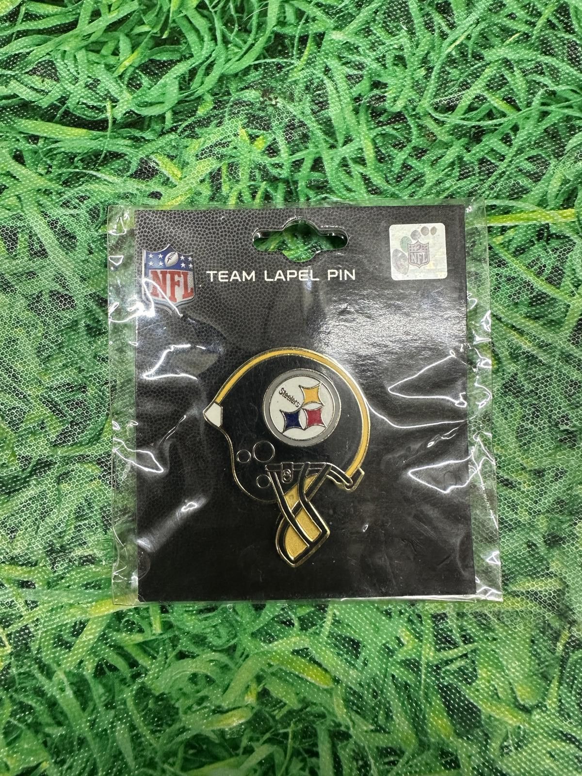 Designer PITTSBURGH STEELERS Lapel Pin Button NFL NEW Size ONE SIZE - 1 Thumbnail