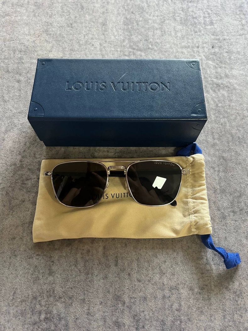 Louis Vuitton Louis Vuitton Side presbyopic aviator sunglasses Size ONE SIZE - 1 Thumbnail