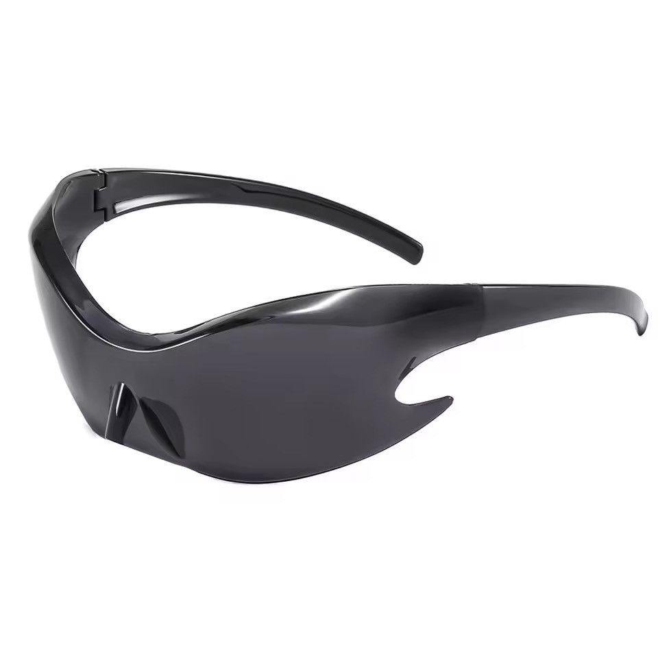 Jewelry × Vintage Black Punk Design Sunglasses Size ONE SIZE - 1 Thumbnail