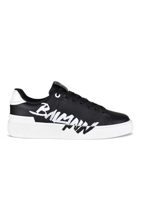 B-court Sneakers