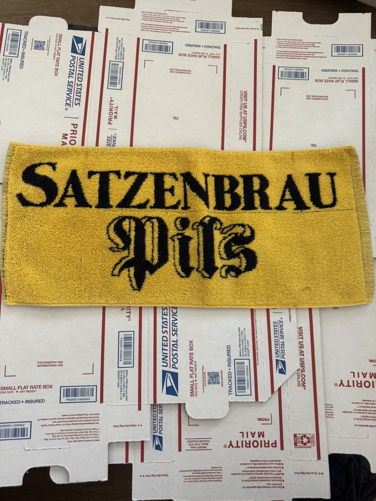 Vintage Satzenbrau Pils - Vintage Bavarian Beer Towel Size ONE SIZE - 2 Thumbnail