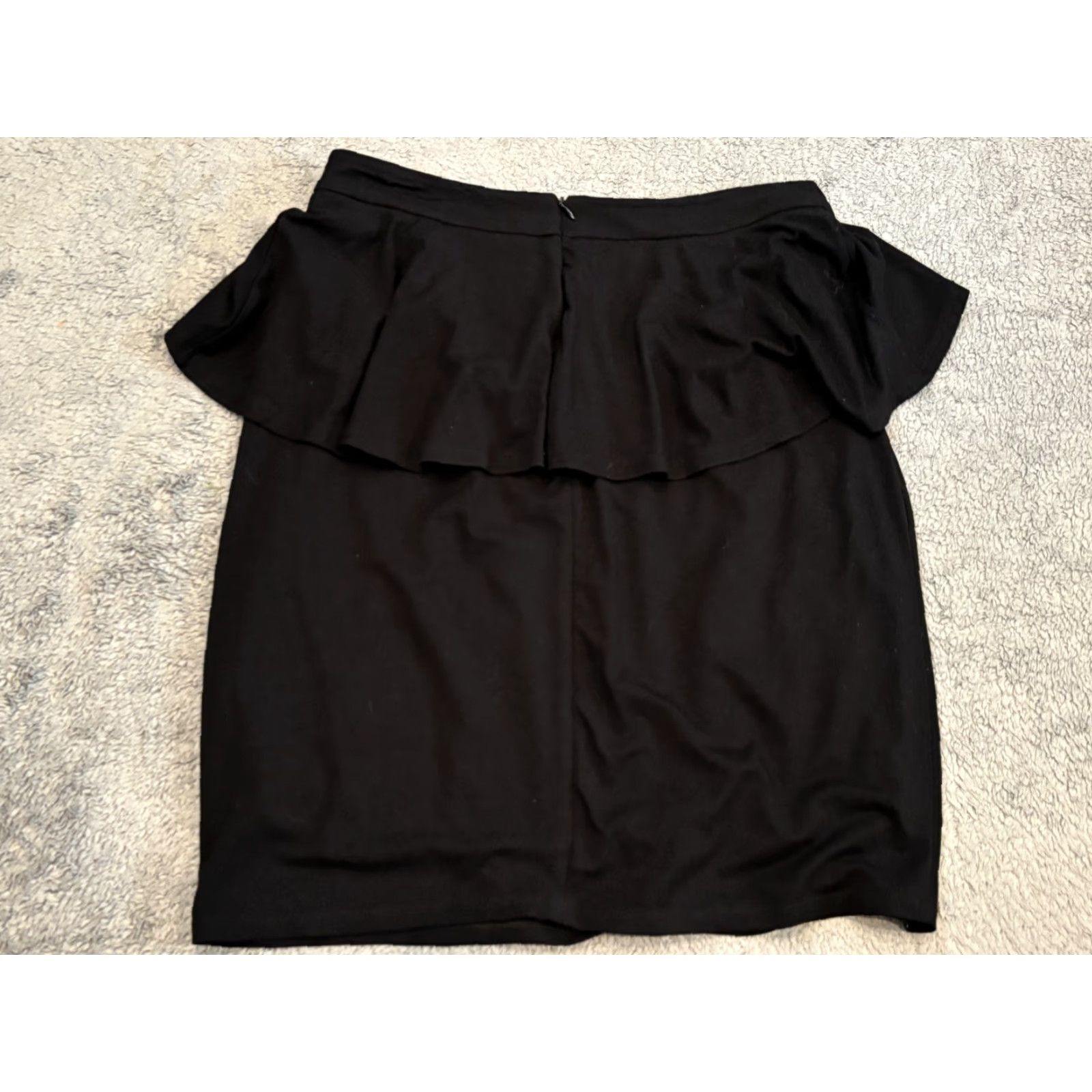 White House Black Market White House Black Market Skirt Womens 2 Black Casual Office Tiered Pencil Size 26" / US 2 / IT 38 - 5 Thumbnail