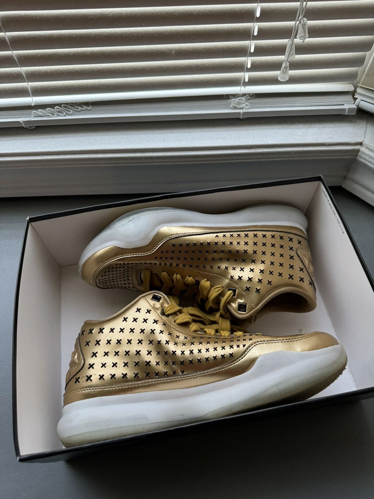 Nike NEED GONE ‼️ Nike Kobe 10 EXT “Liquid Gold” Size US 8.5 / EU 41-42 - 13 Thumbnail